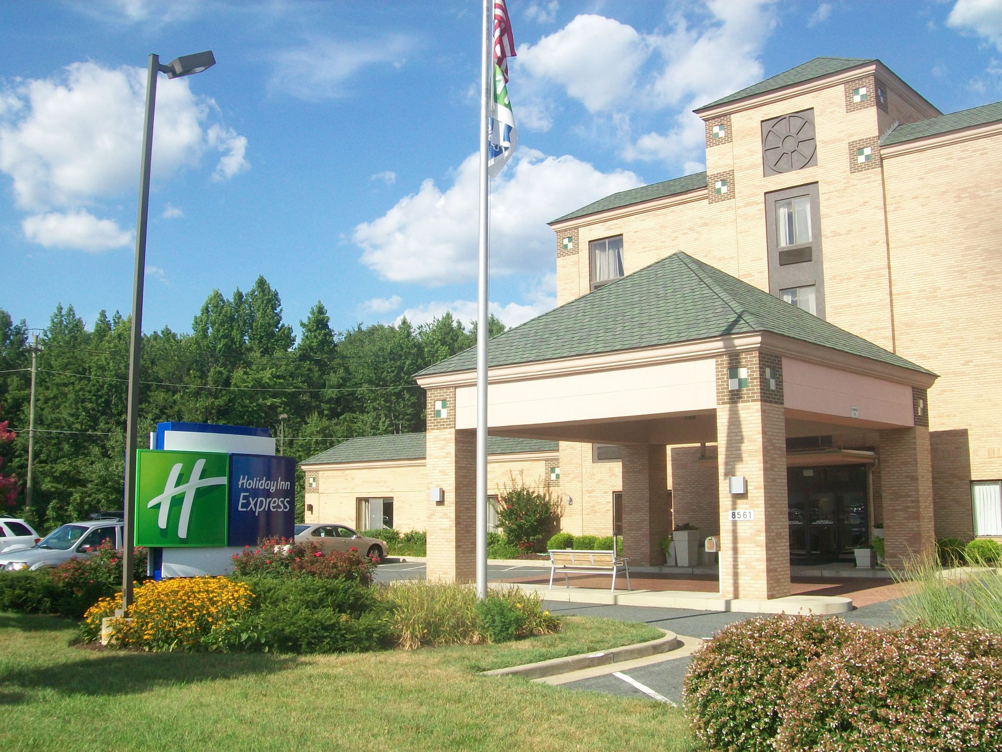 Holiday Inn Express Easton - Image 1