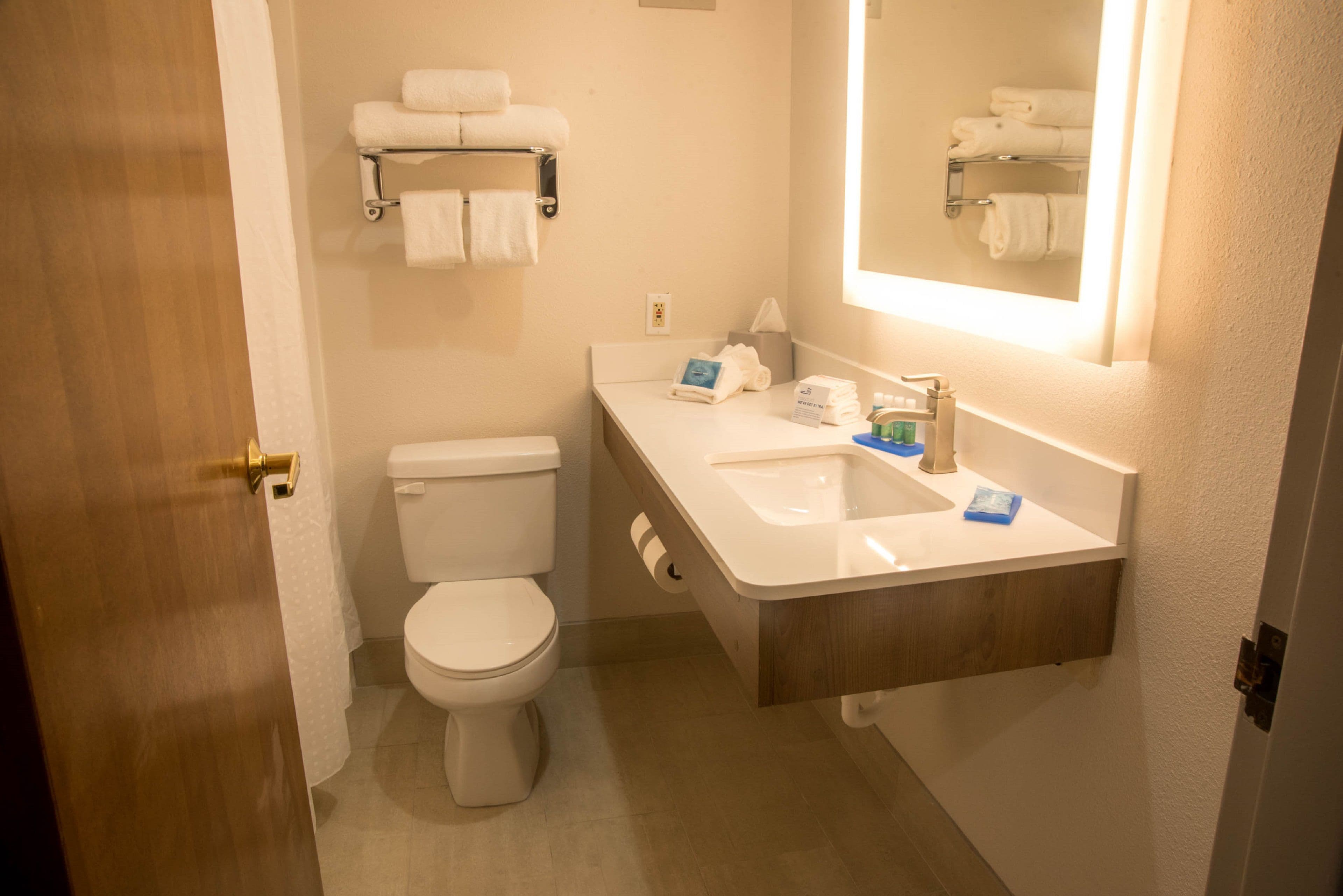 Holiday Inn Express Easton — 6