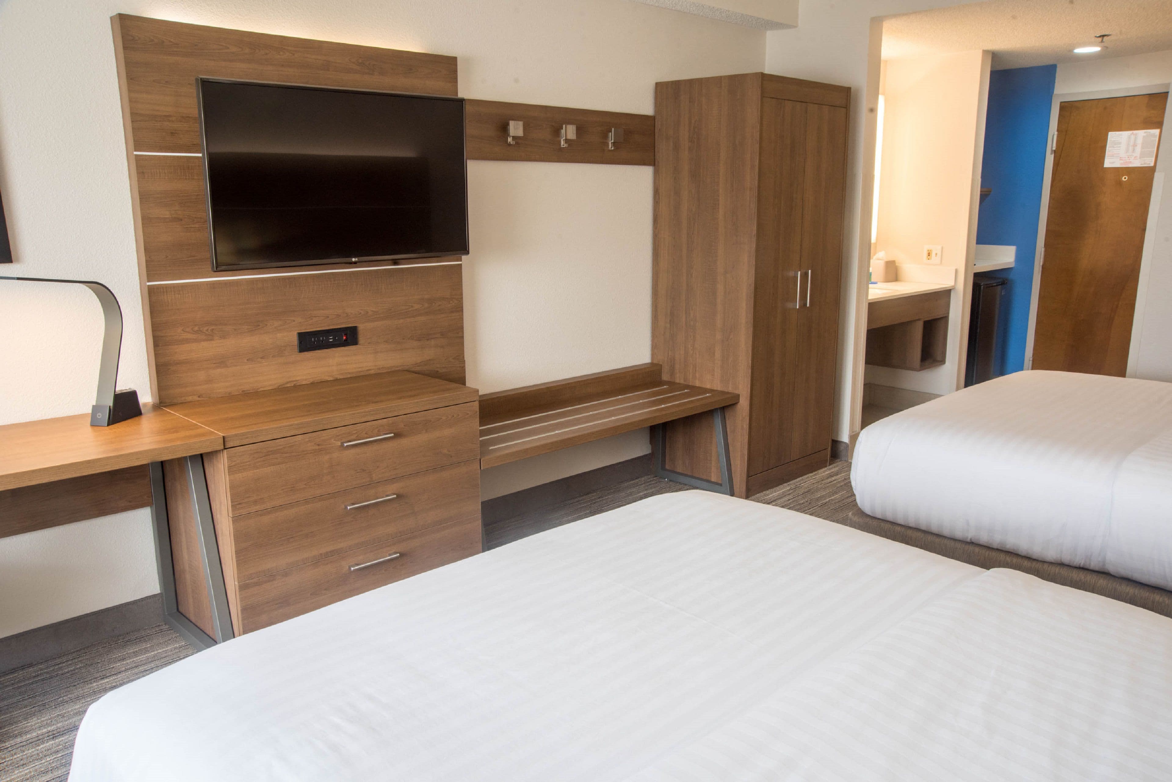 Holiday Inn Express Easton — 9