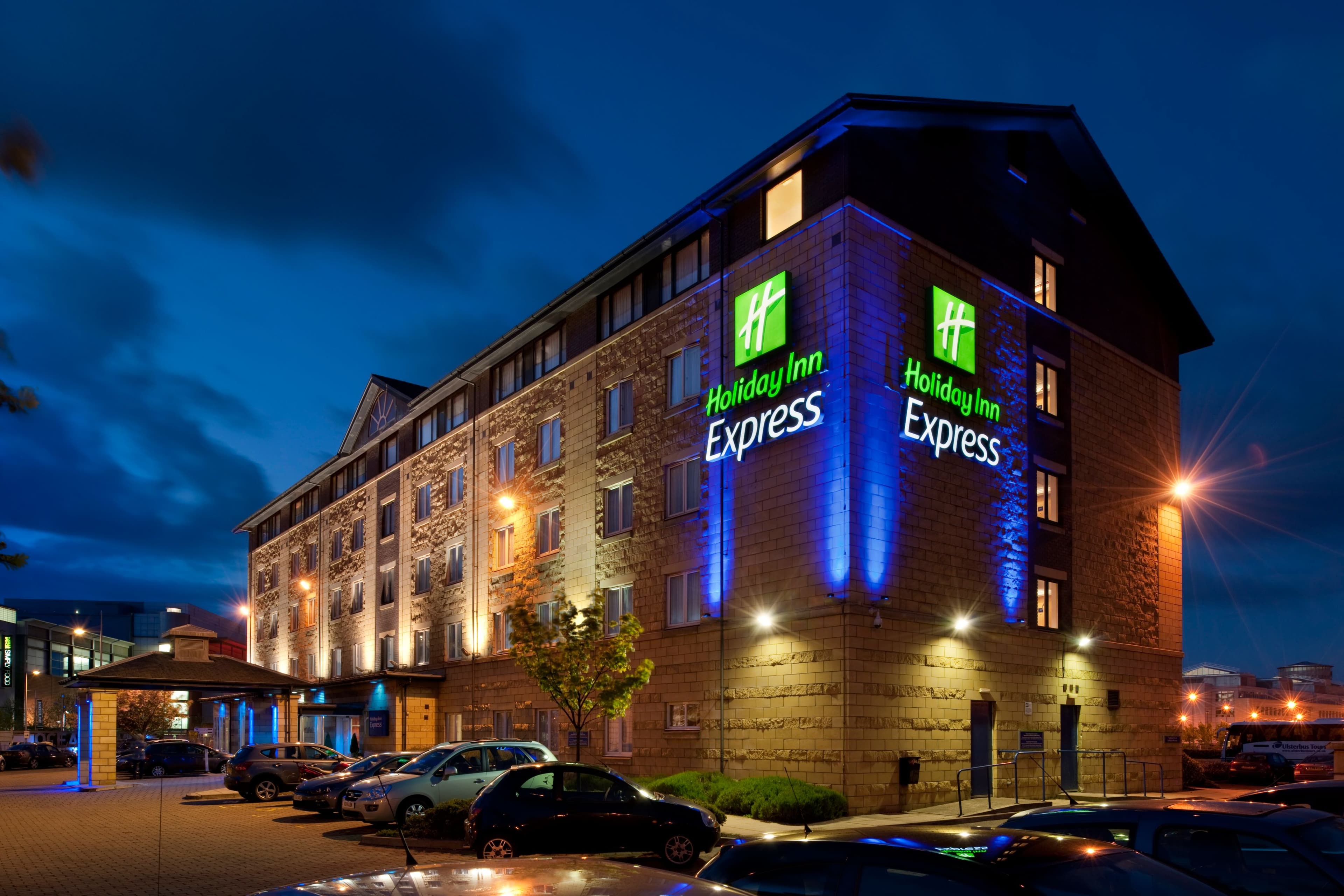 Holiday Inn Express Edinburgh - Leith Waterfront - Image 1
