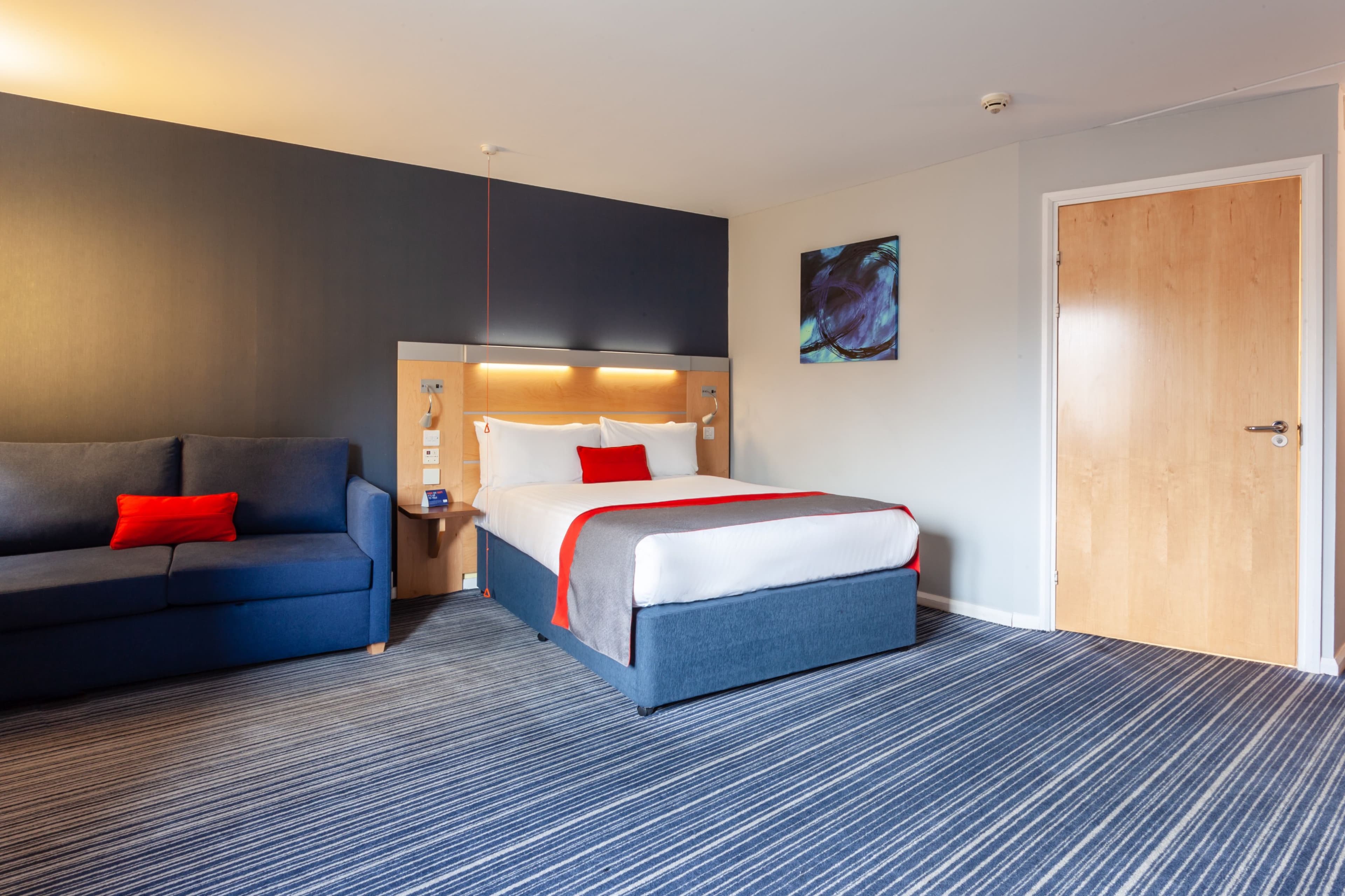 Holiday Inn Express Edinburgh - Royal Mile — 21