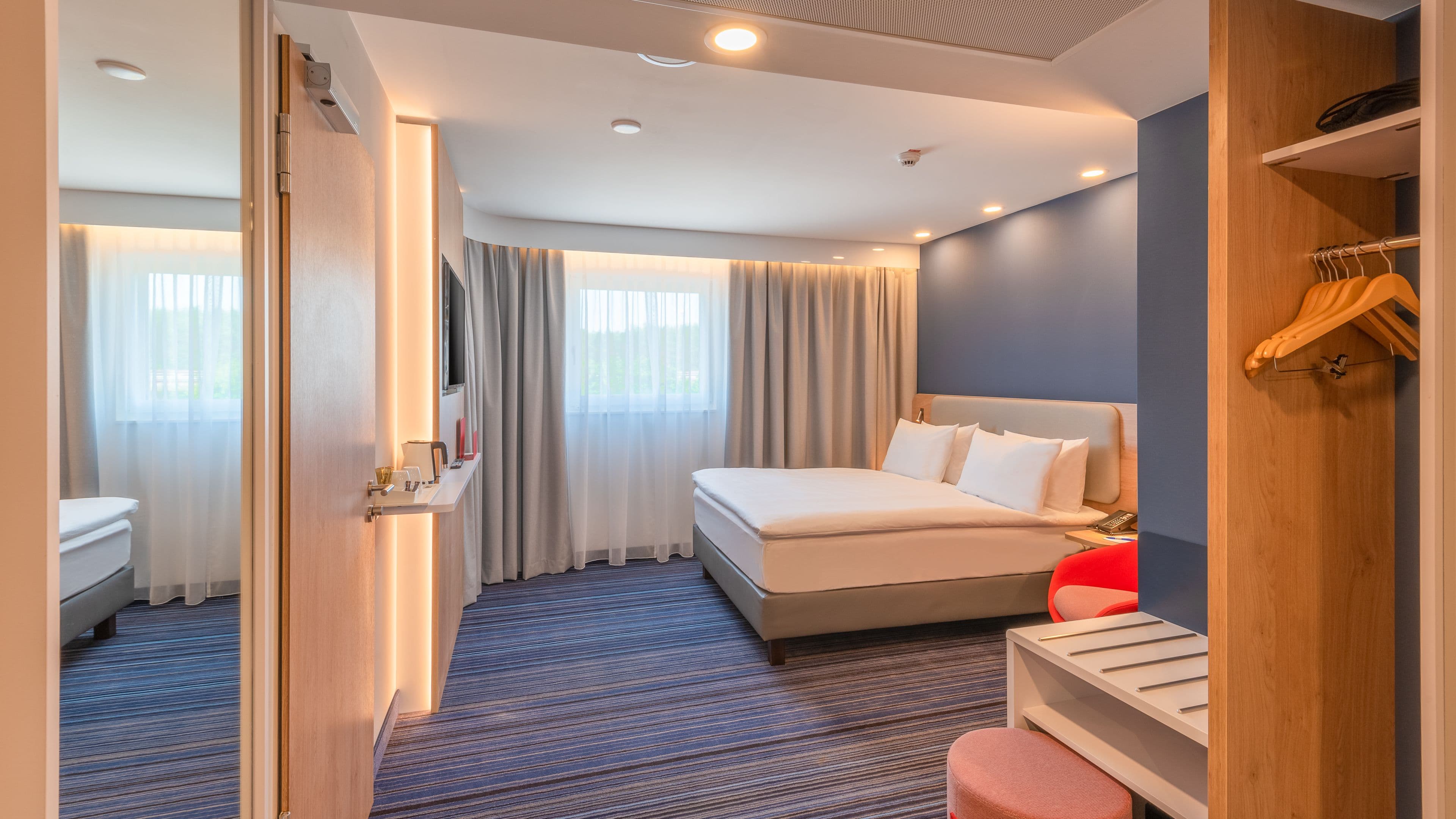 Standard Room - Image 8