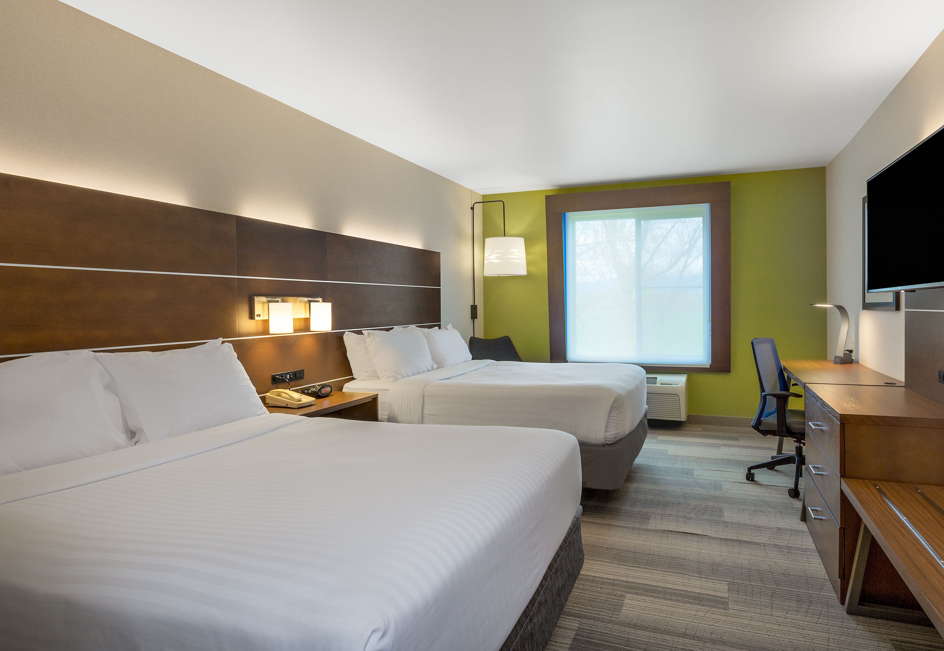 Holiday Inn Express Ellensburg - Image 2
