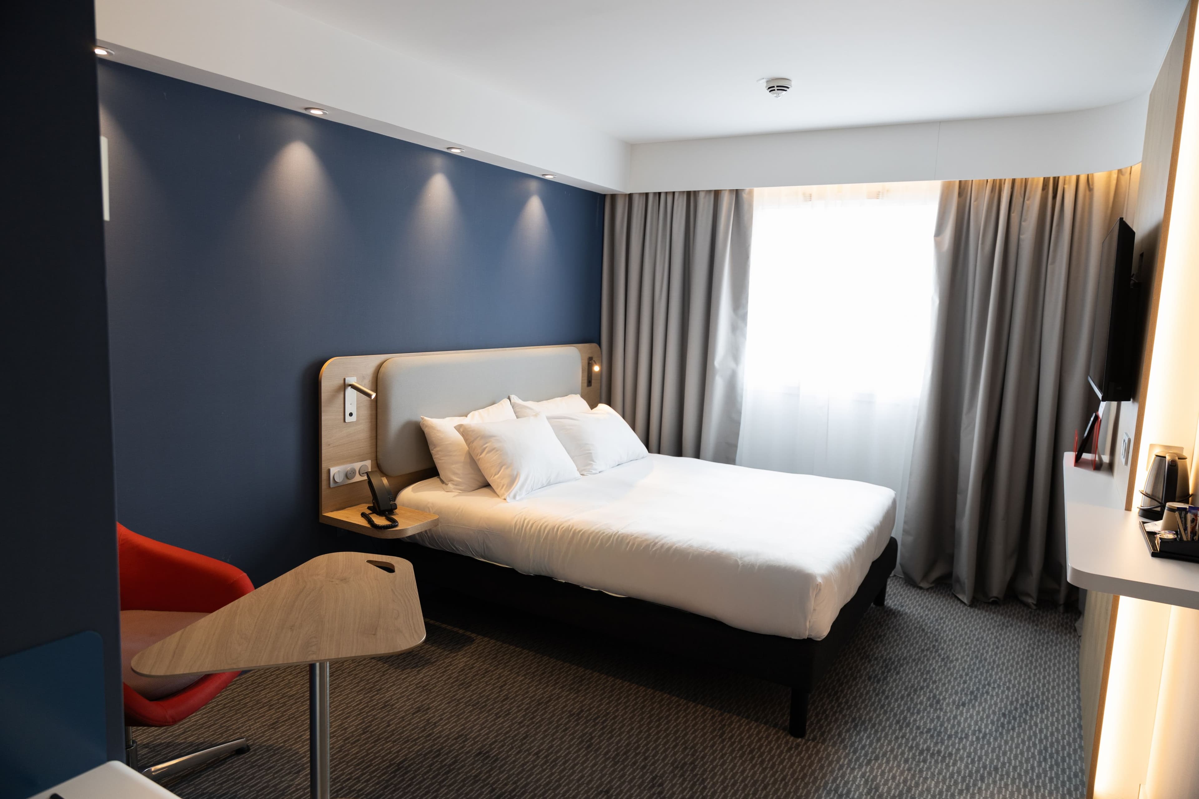 Holiday Inn Express Caen - Epron - Image 2