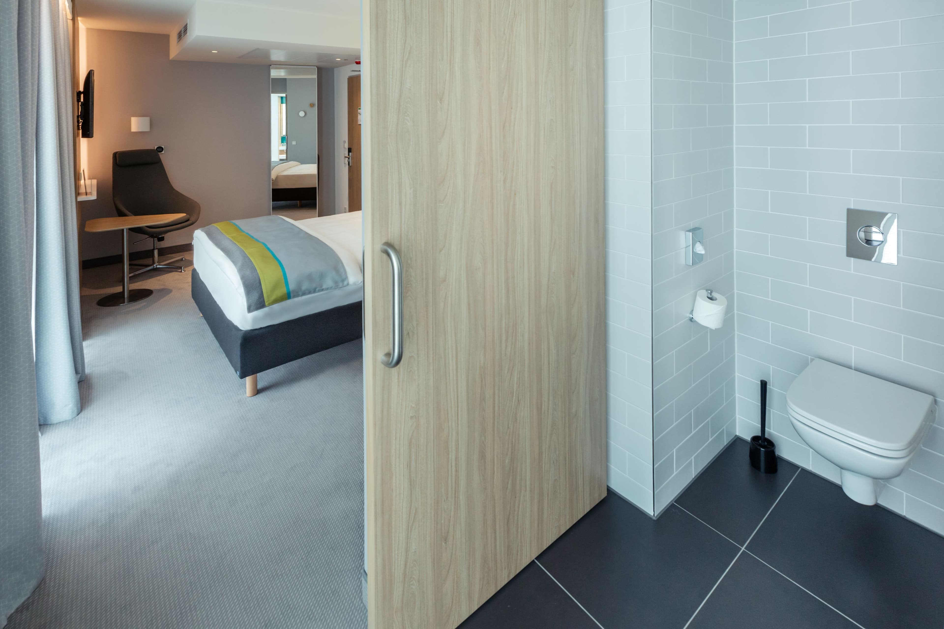 Holiday Inn Express Erlangen — 12