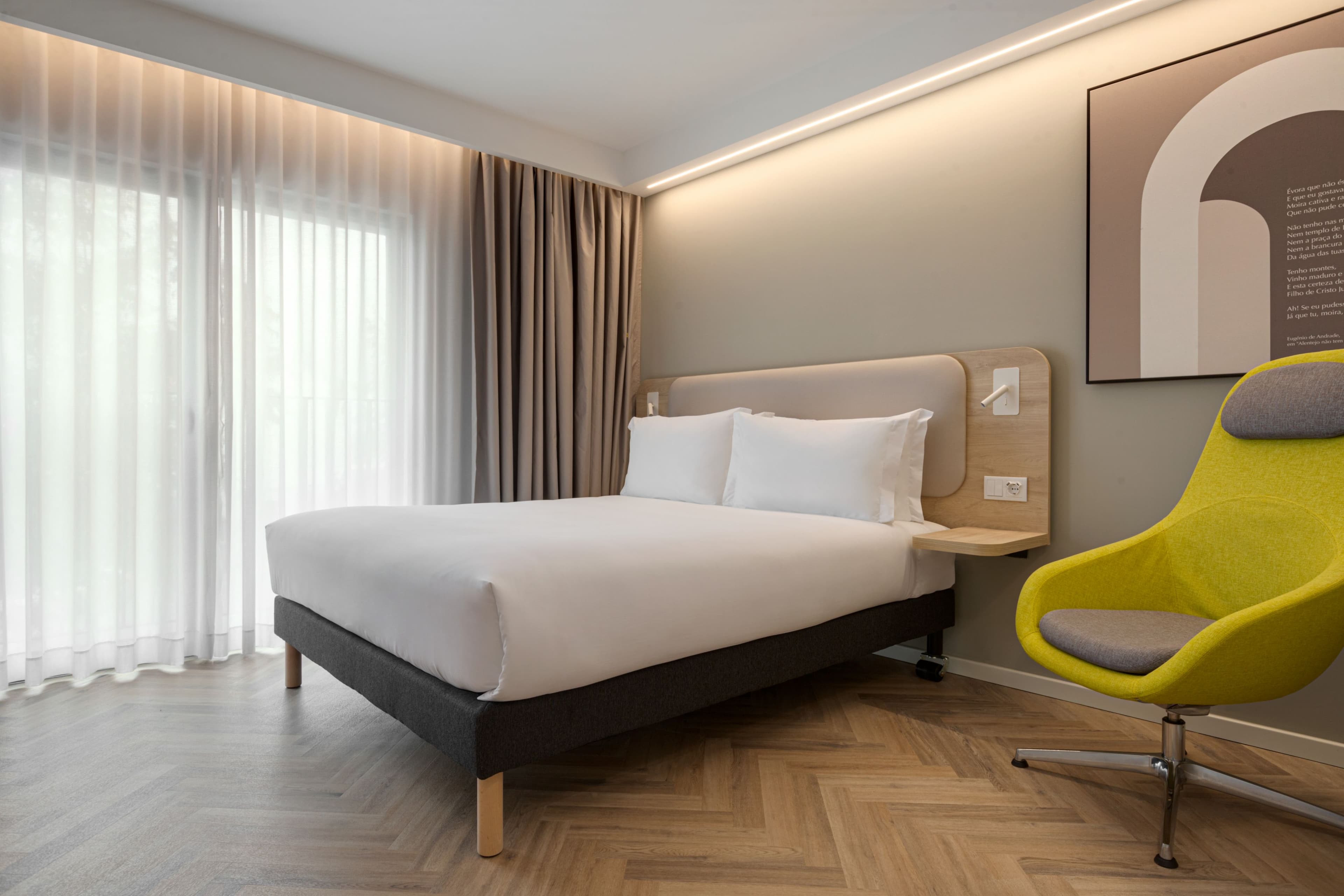 Holiday Inn Express Evora - Image 2