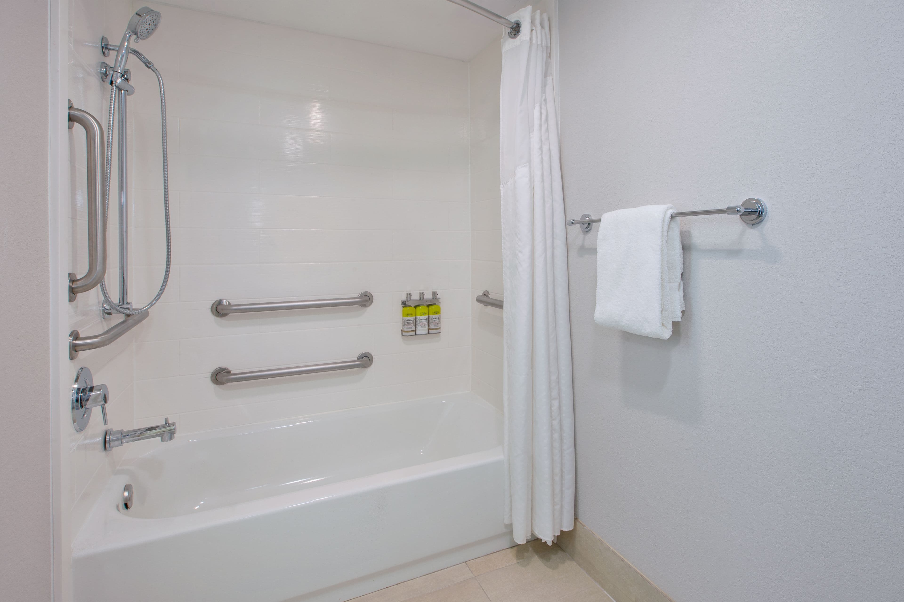 1 King Standard Mobility Accessible Tub - Image 3