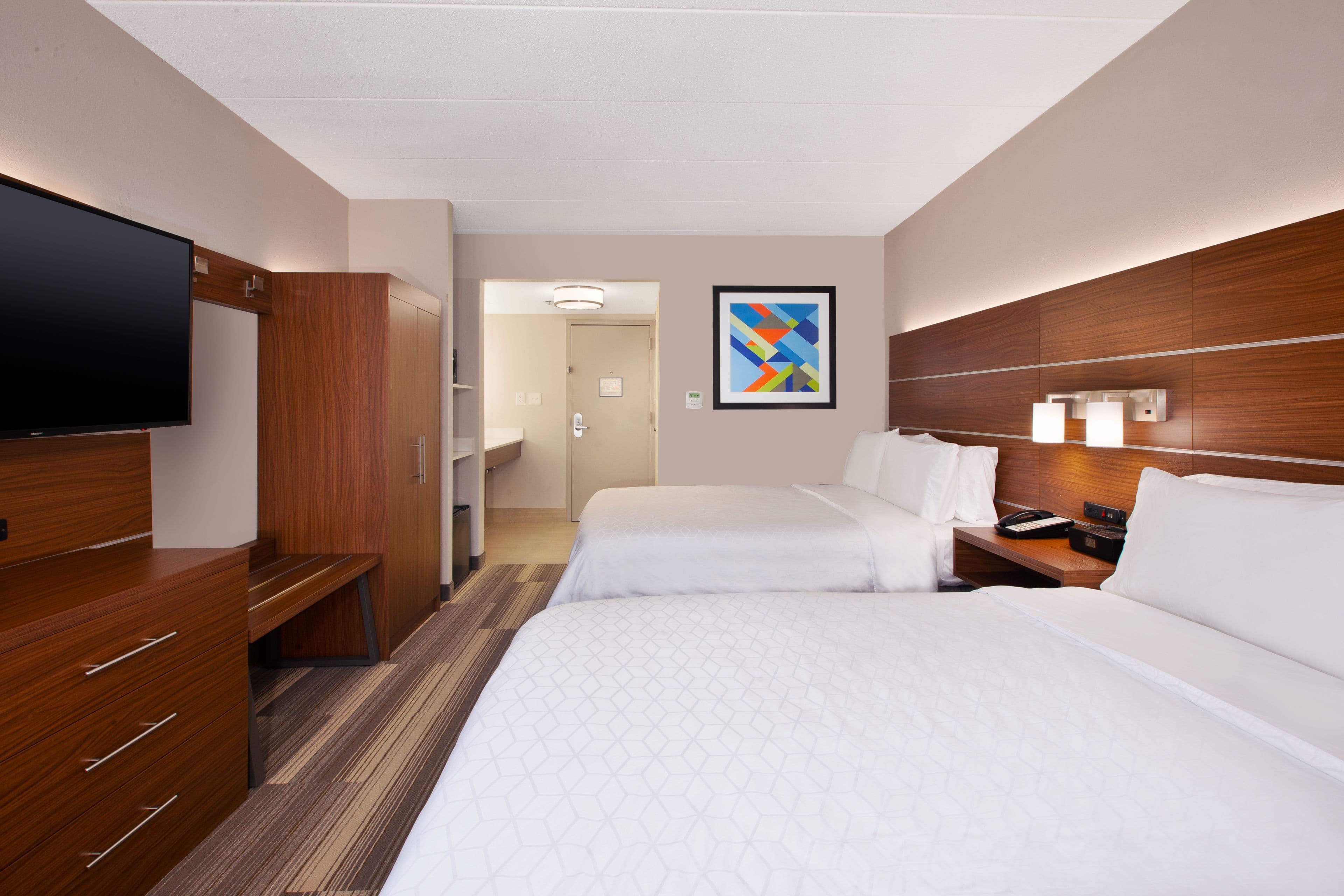 Holiday Inn Express Fairfax - Arlington Boulevard — 24