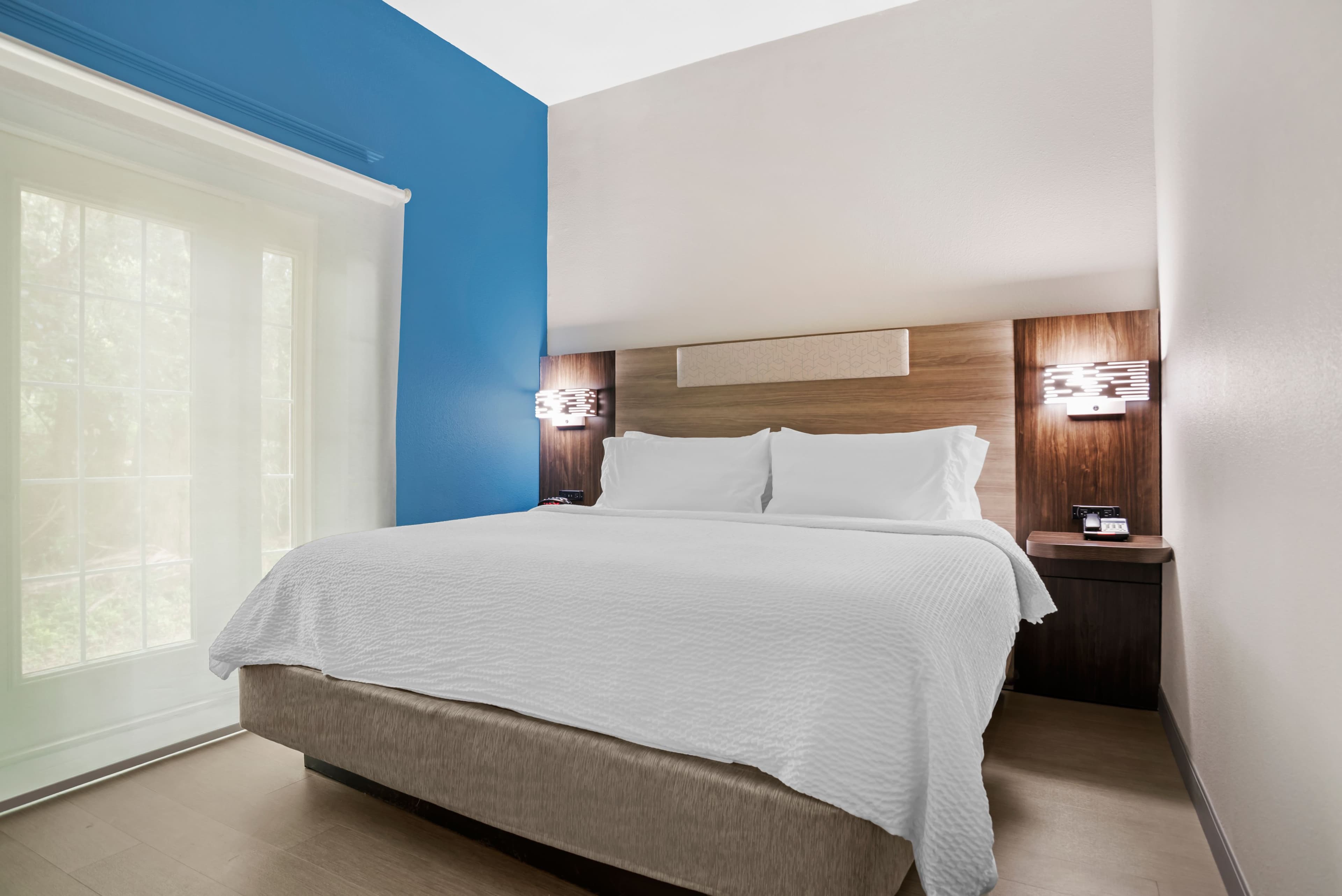 Holiday Inn Express Fairhope-Point Clear — 32