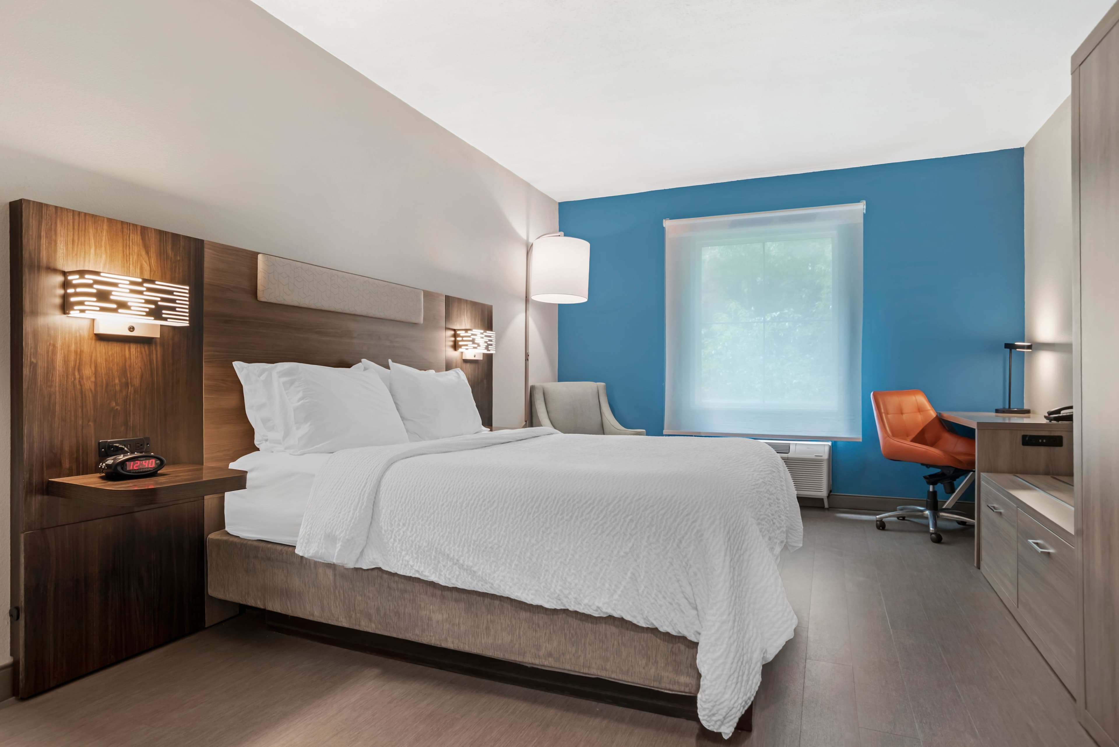 Holiday Inn Express Fairhope-Point Clear — 14