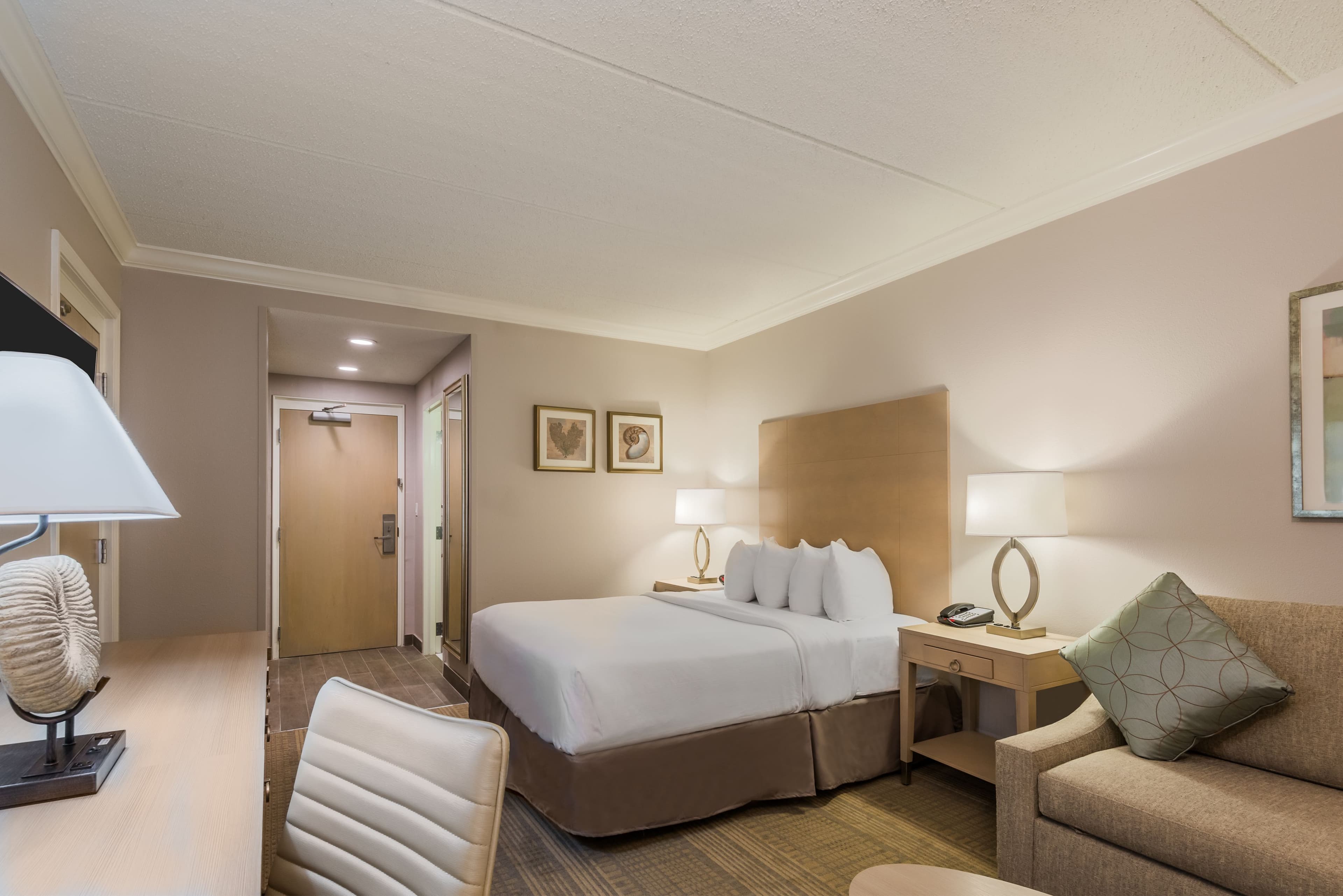 Holiday Inn Express Fairhope-Point Clear - Image 5
