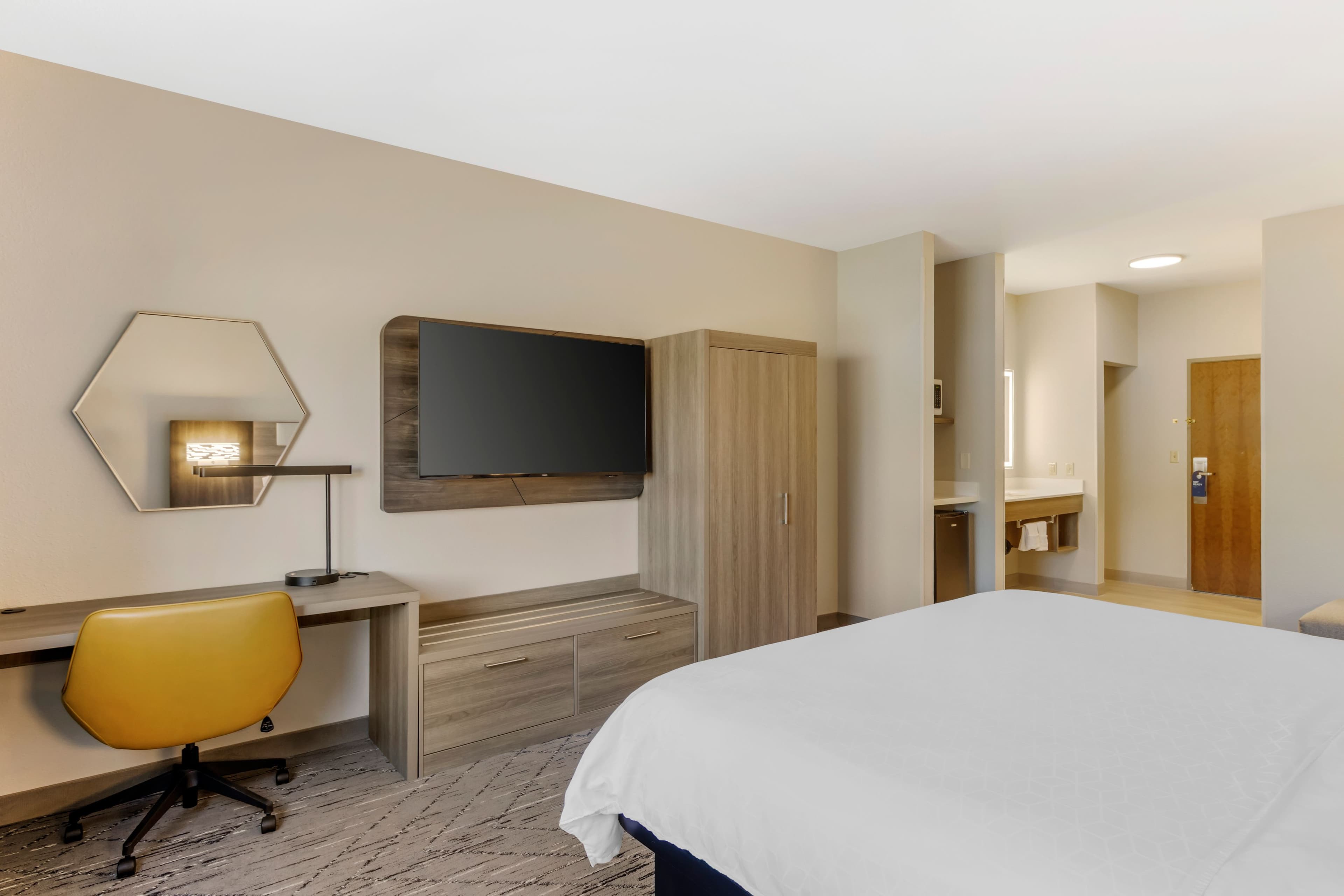 Holiday Inn Express Fallon — 9