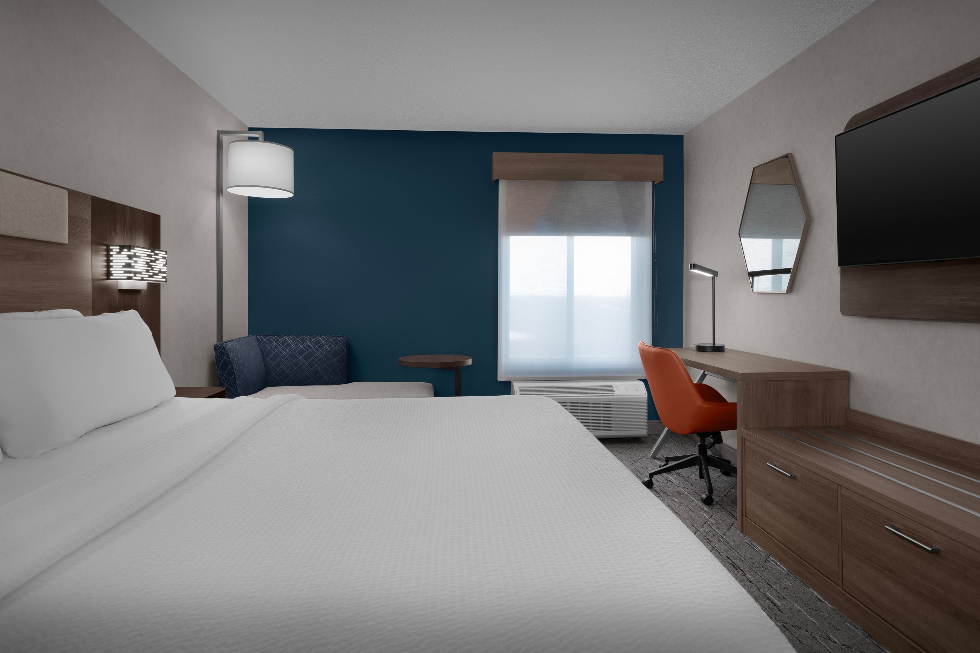 Holiday Inn Express Fargo-West Acres — 6