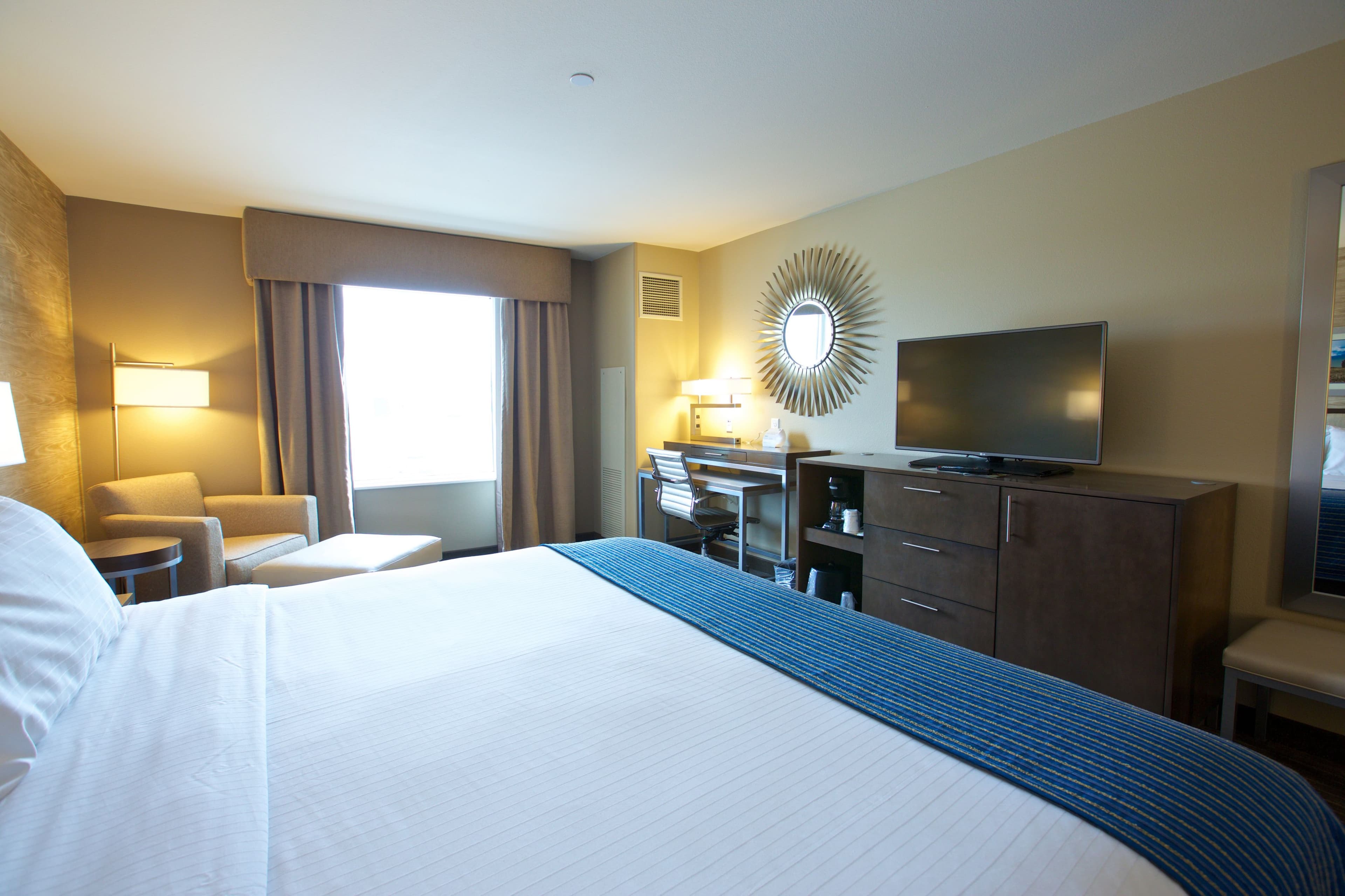 Holiday Inn Express Fargo SW - I-94 Medical Center — 23