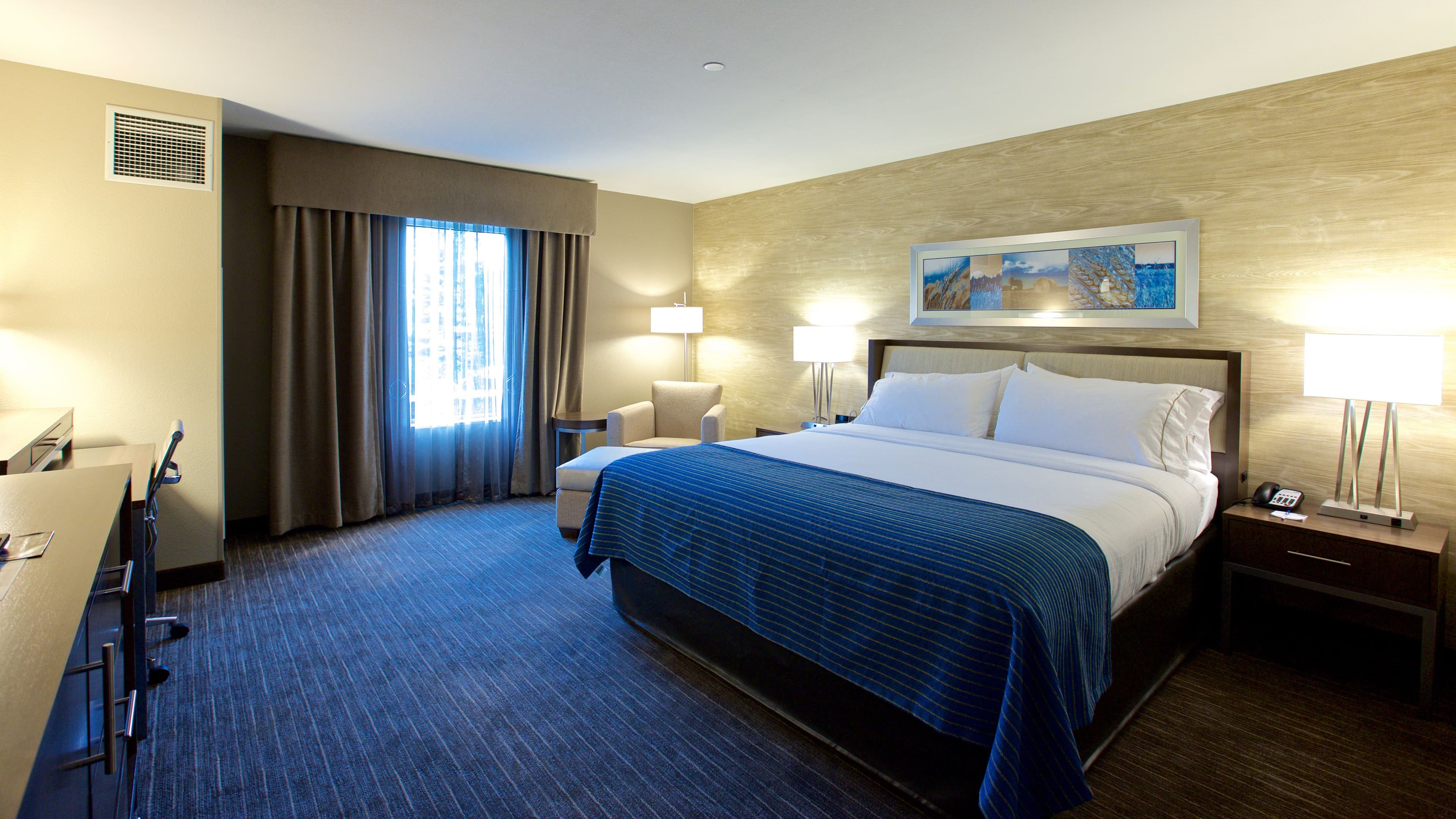 Holiday Inn Express Fargo SW - I-94 Medical Center — 8