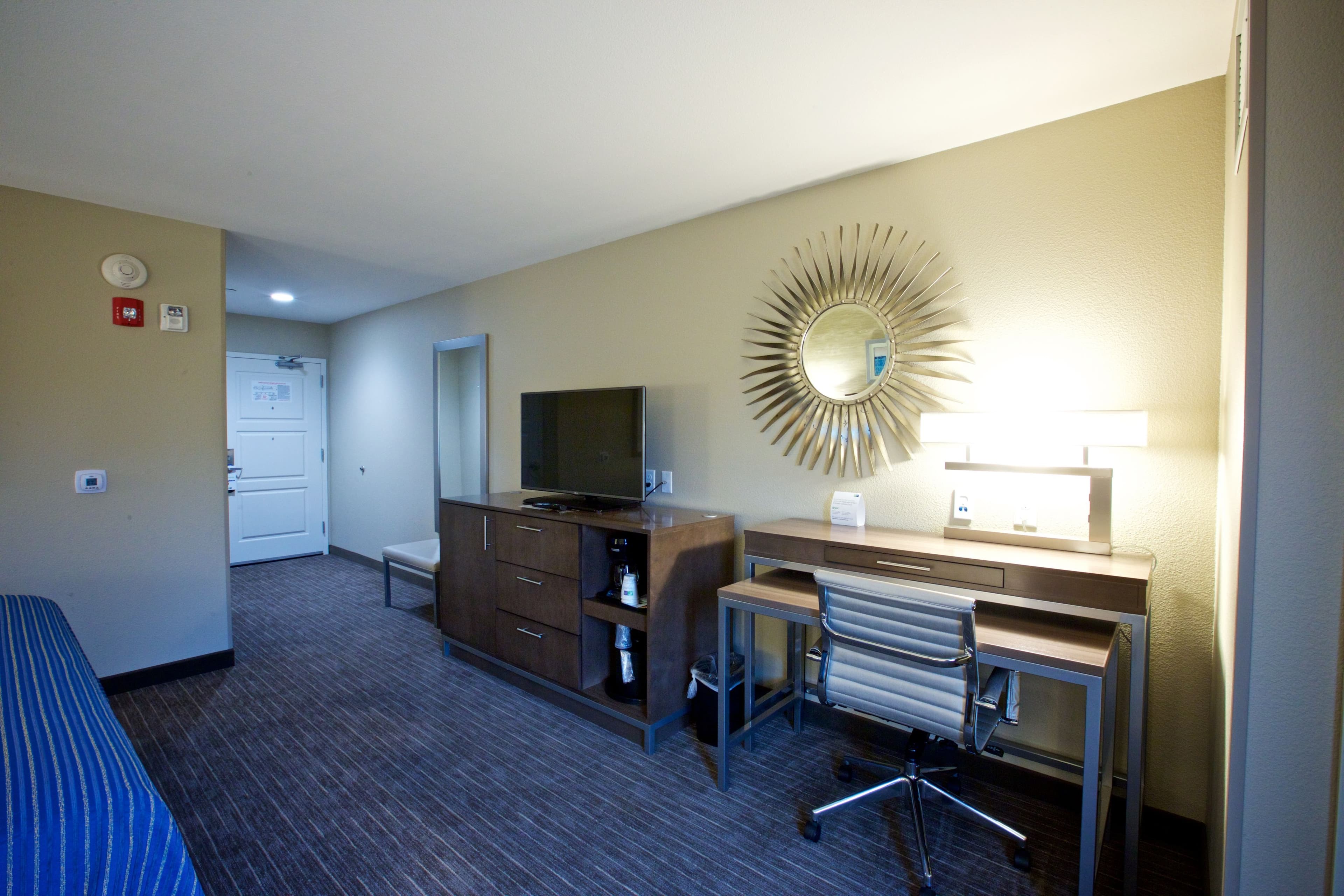 Holiday Inn Express Fargo SW - I-94 Medical Center — 13