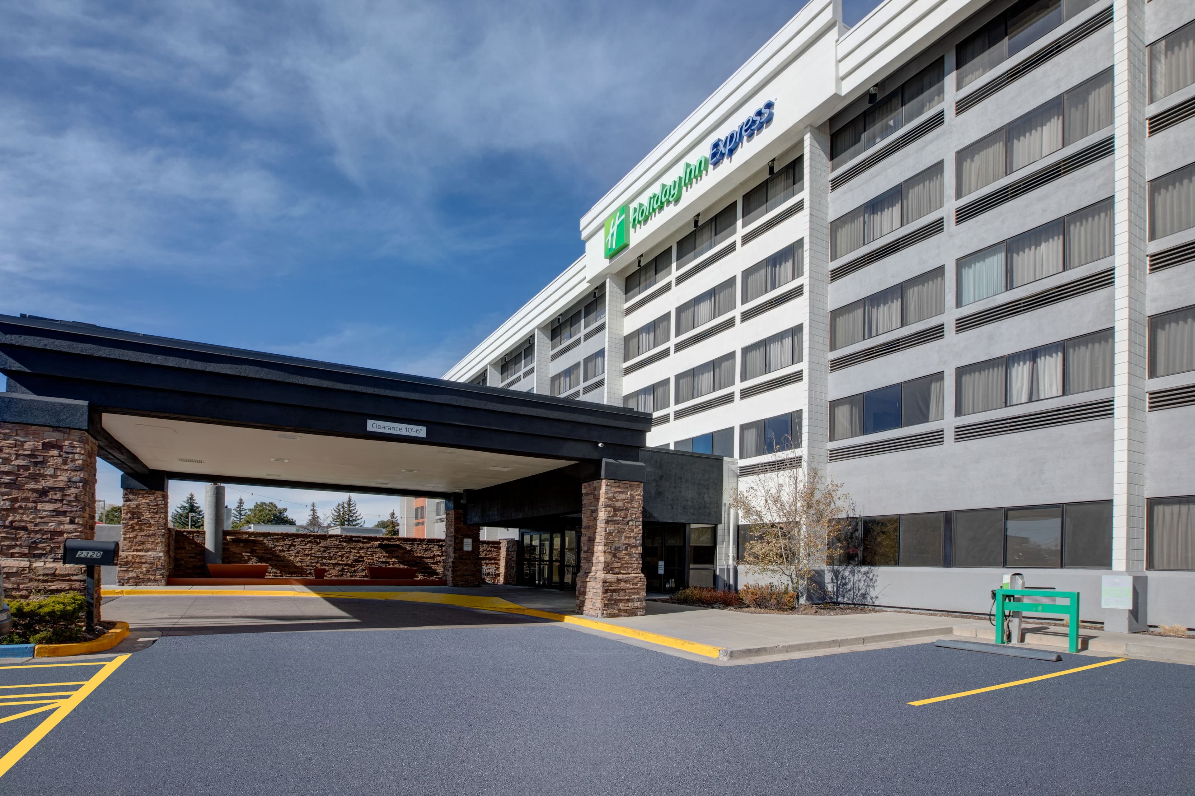 Holiday Inn Express Flagstaff - Image 1