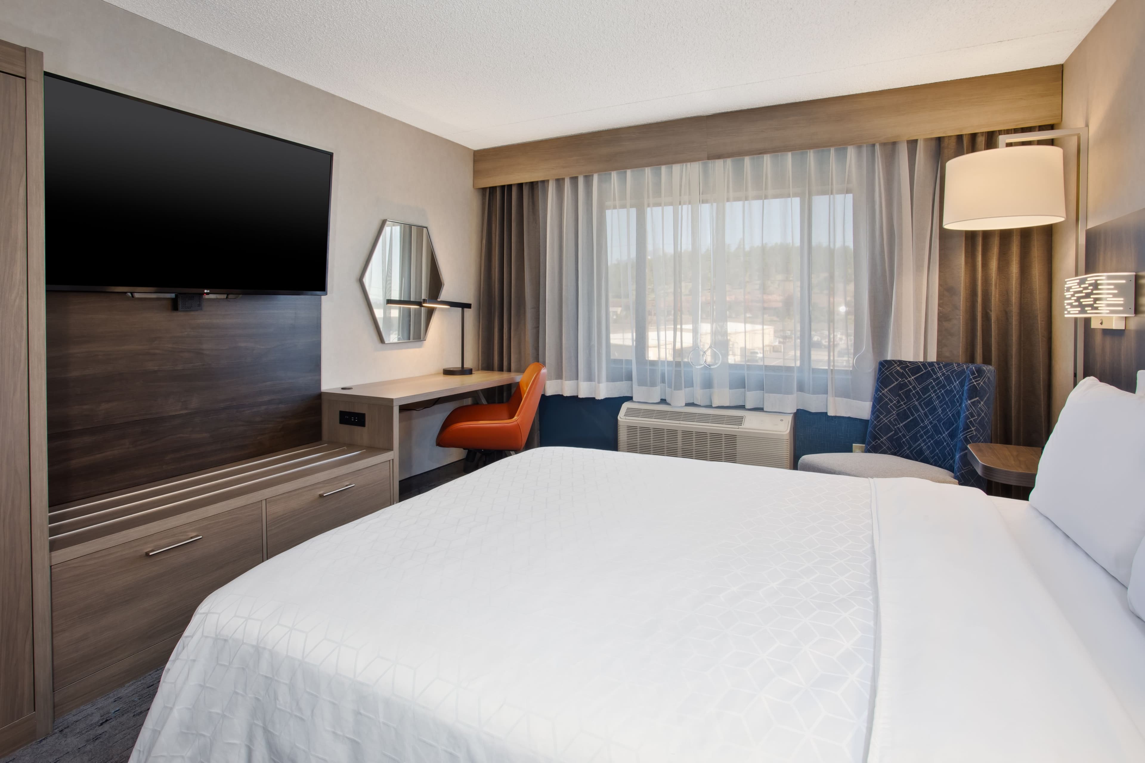 Holiday Inn Express Flagstaff - Image 2