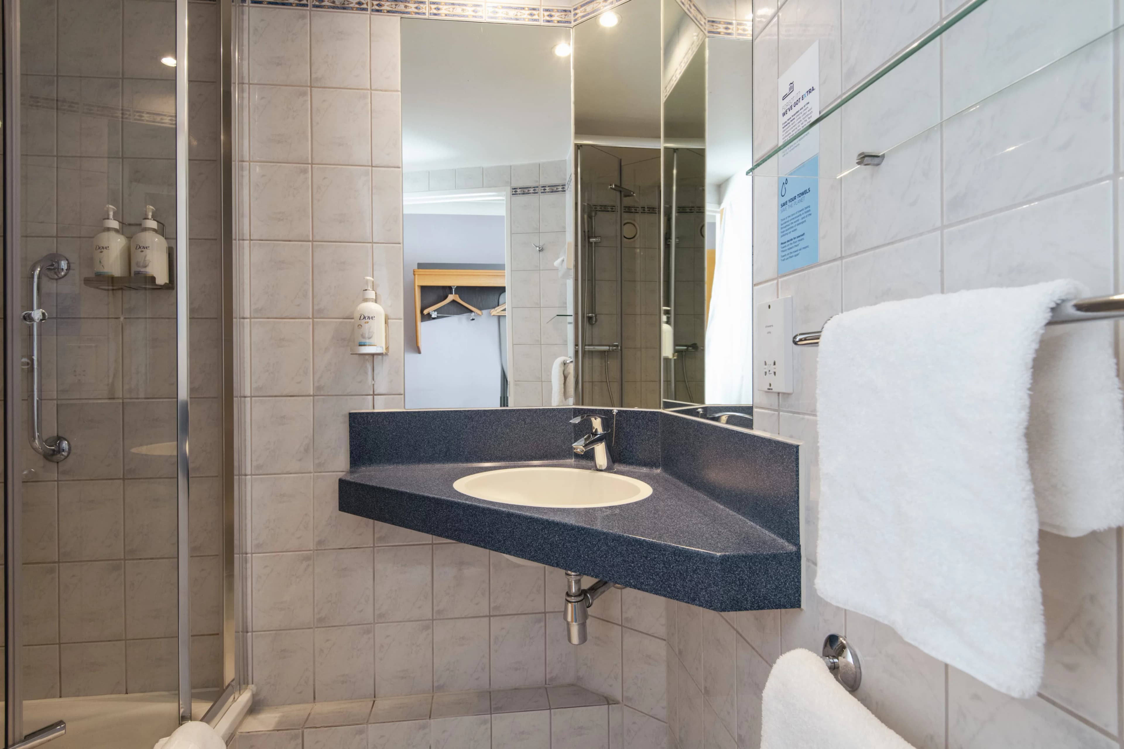 Holiday Inn Express Folkestone - Channel Tunnel — 4