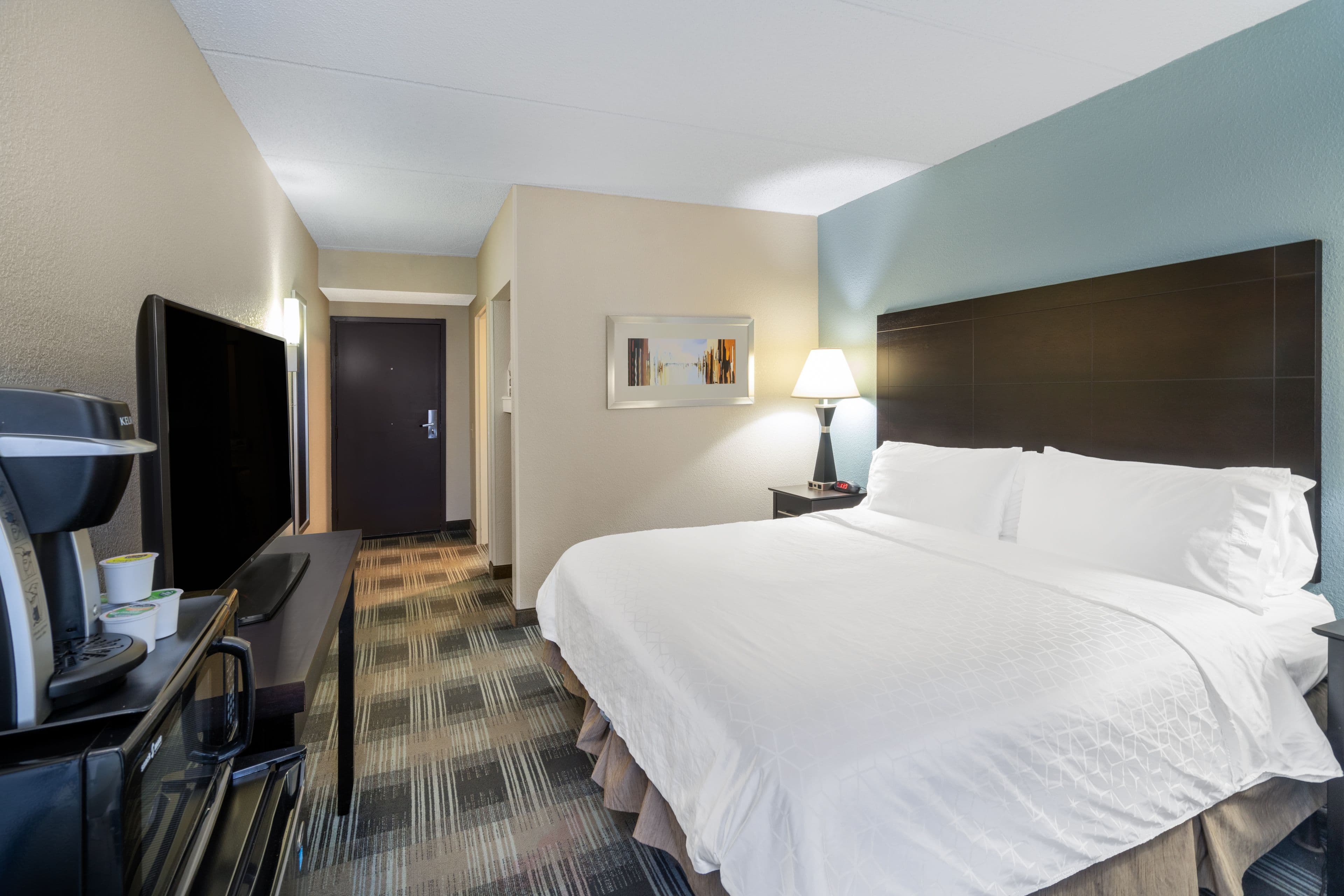 Holiday Inn Express Forsyth — 7
