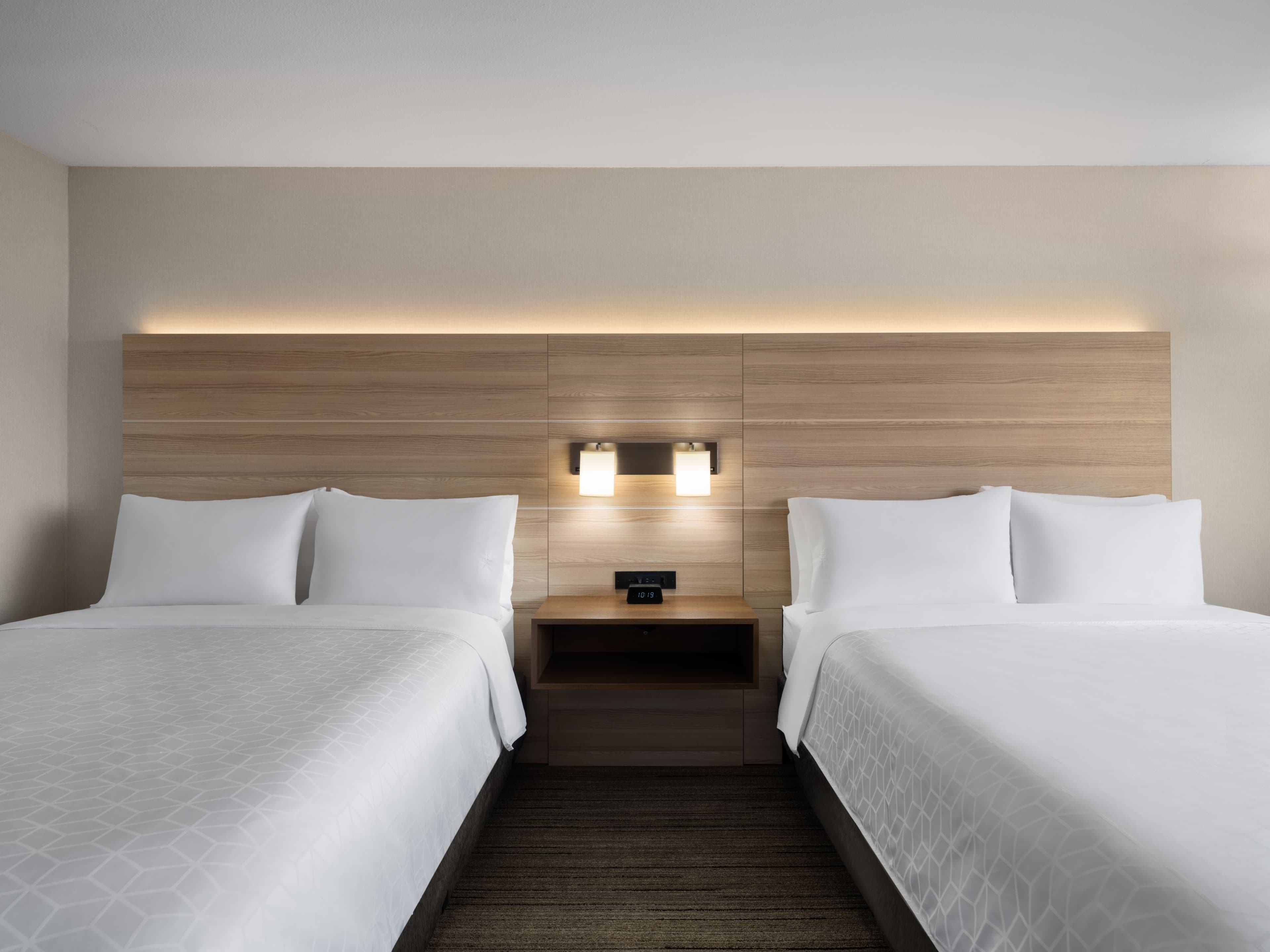 Holiday Inn Express Fort Bragg — 10