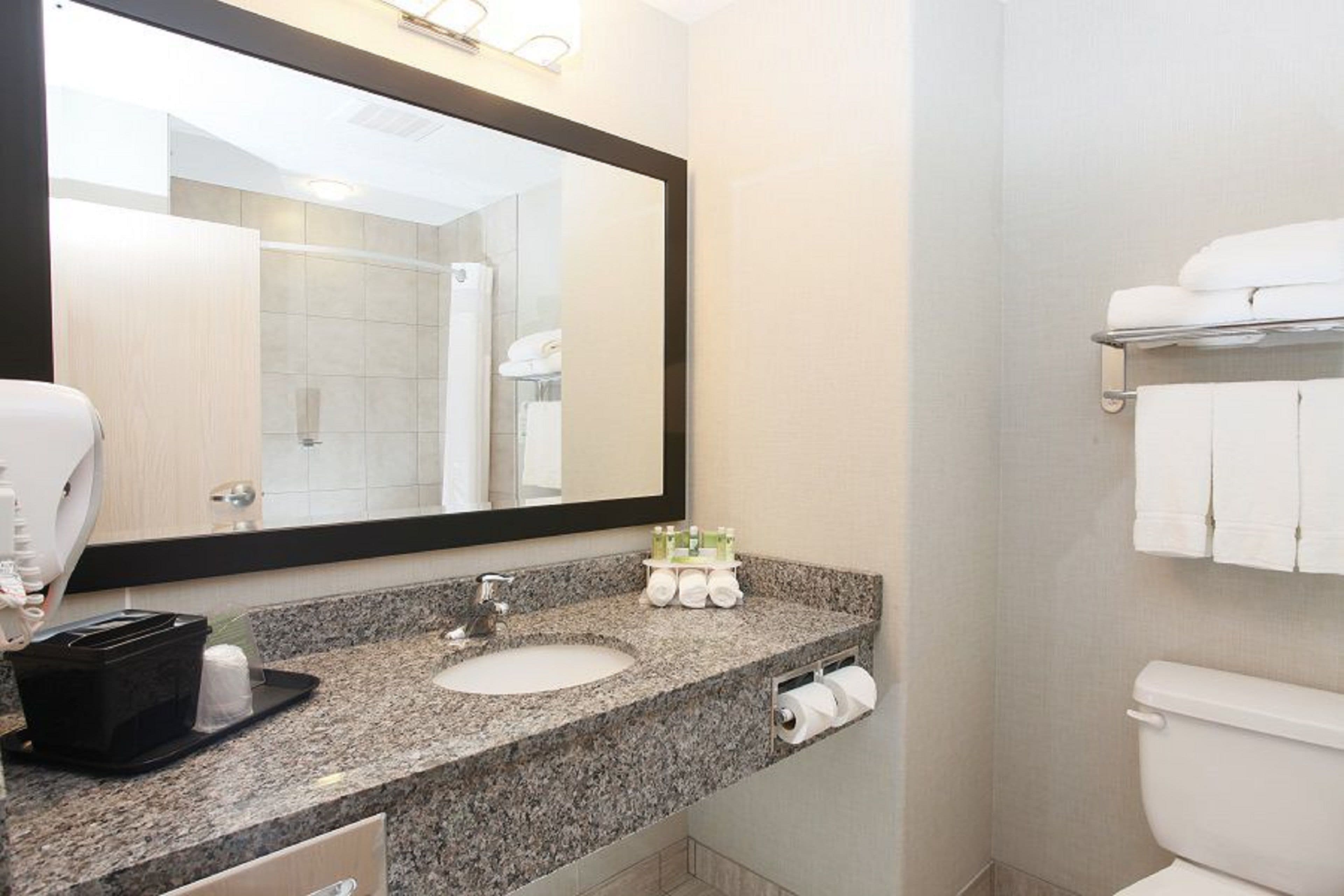 Holiday Inn Express Fort St John — 7