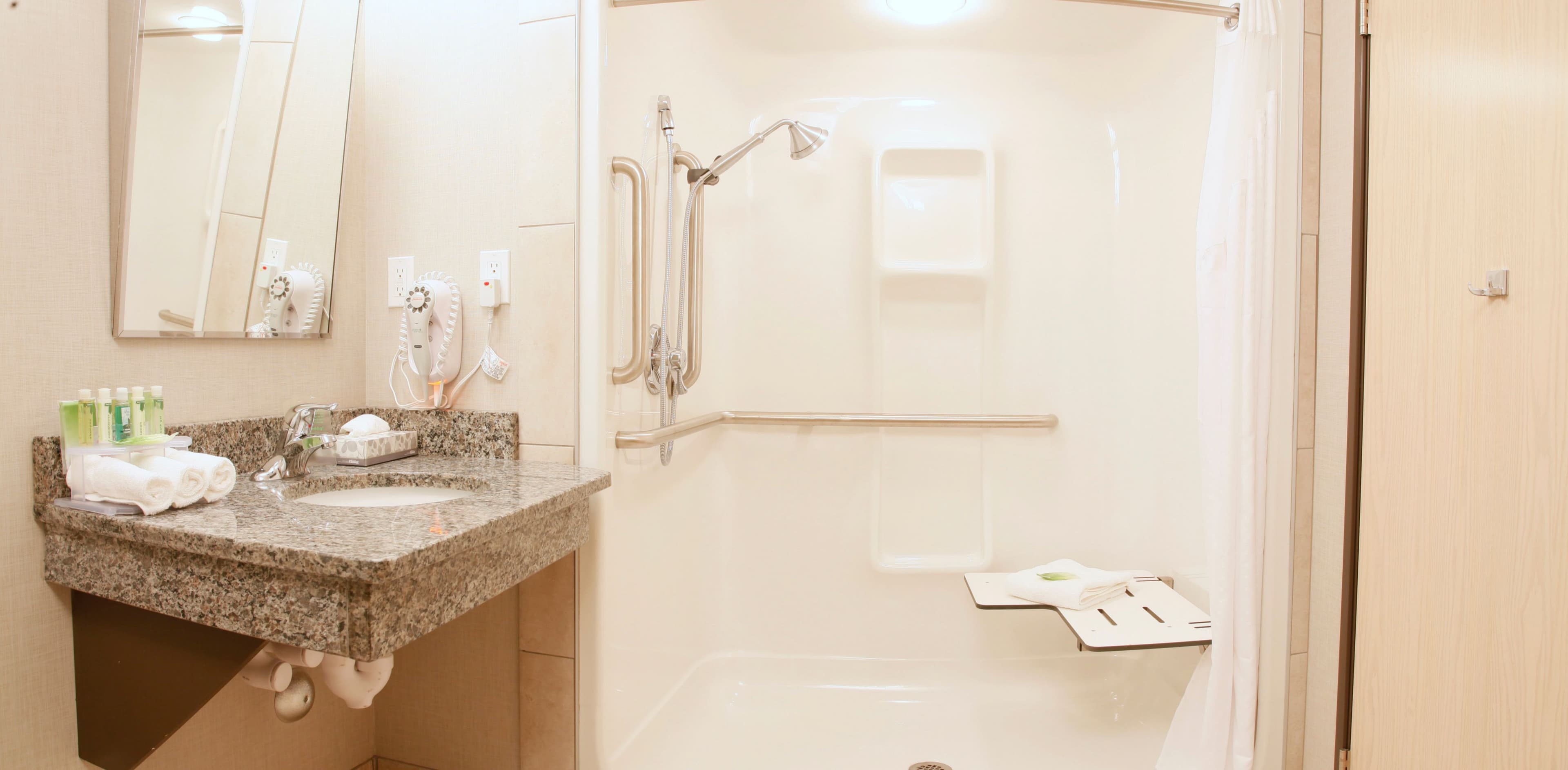 Holiday Inn Express Fort St John — 15