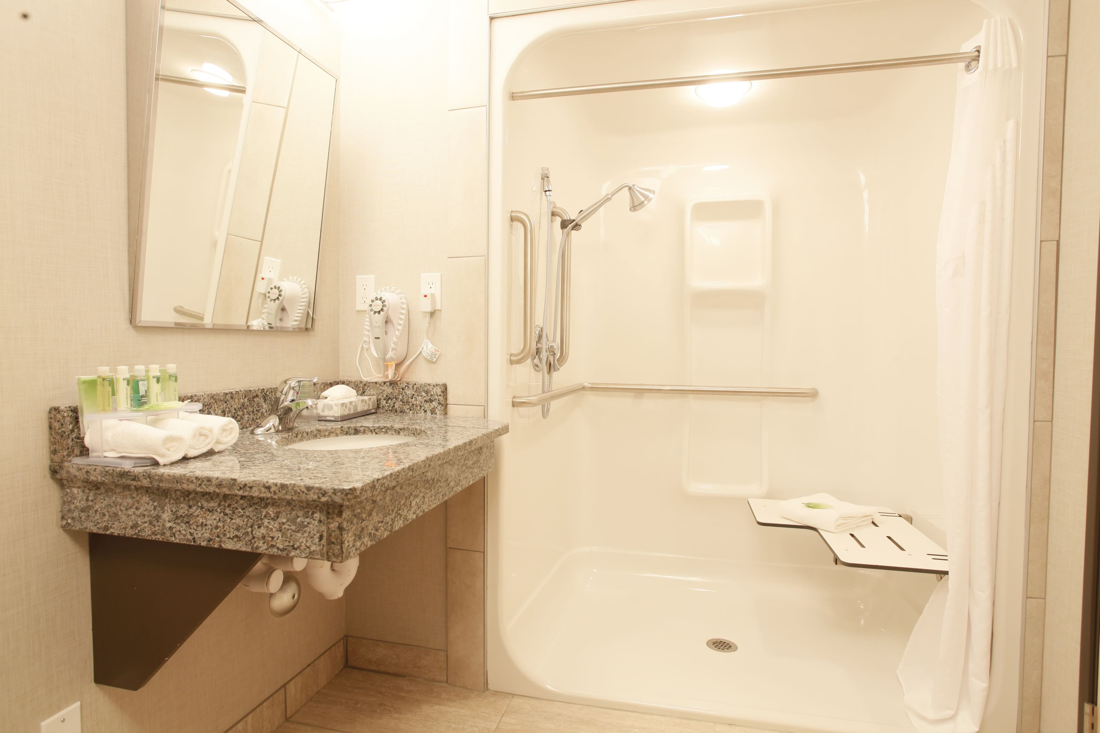 Holiday Inn Express Fort St John — 11