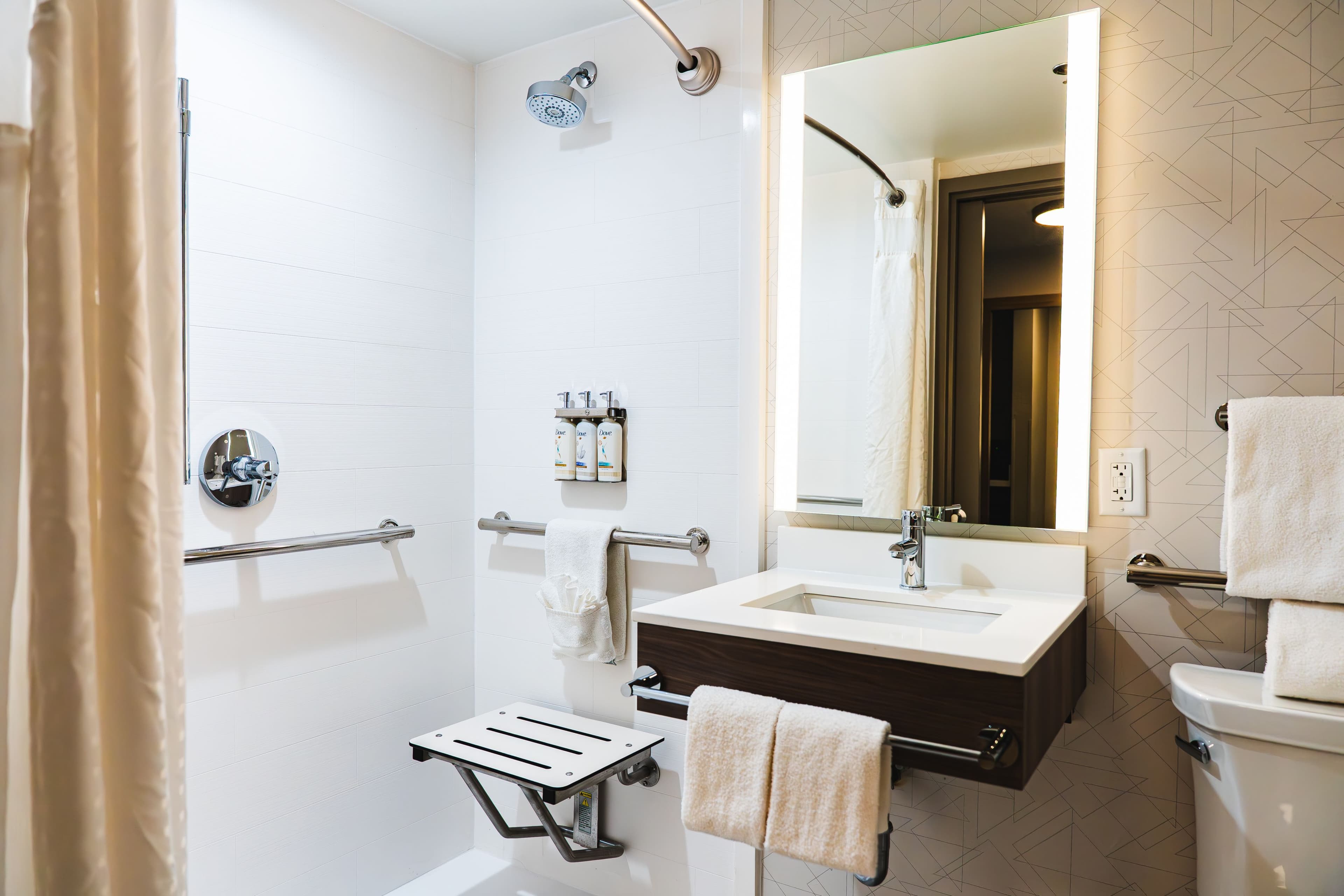 Holiday Inn Express Frazer-Malvern — 12