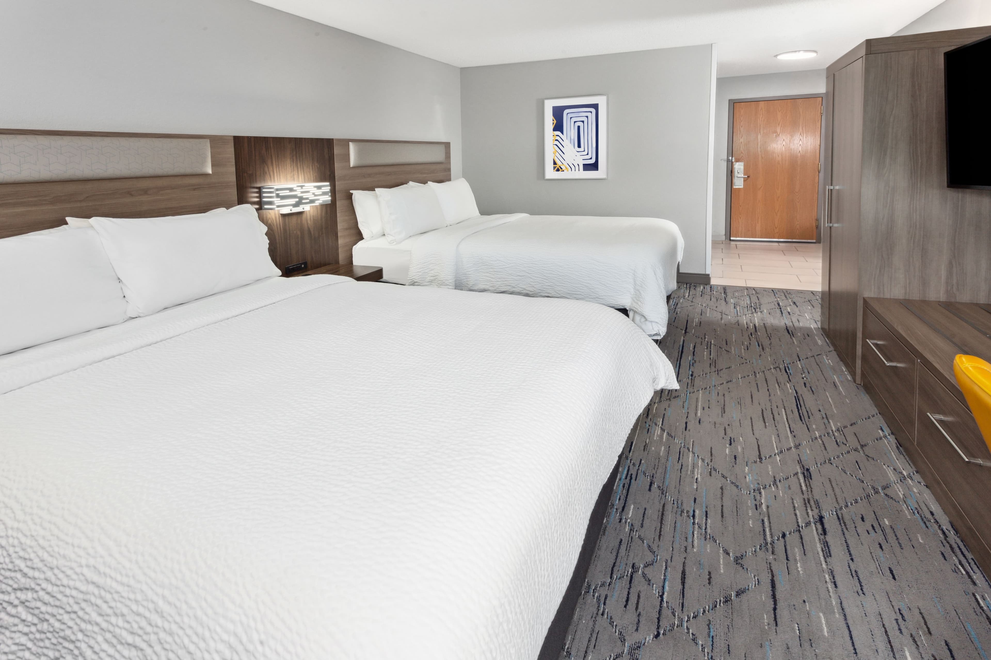 Holiday Inn Express Fremont - Image 3