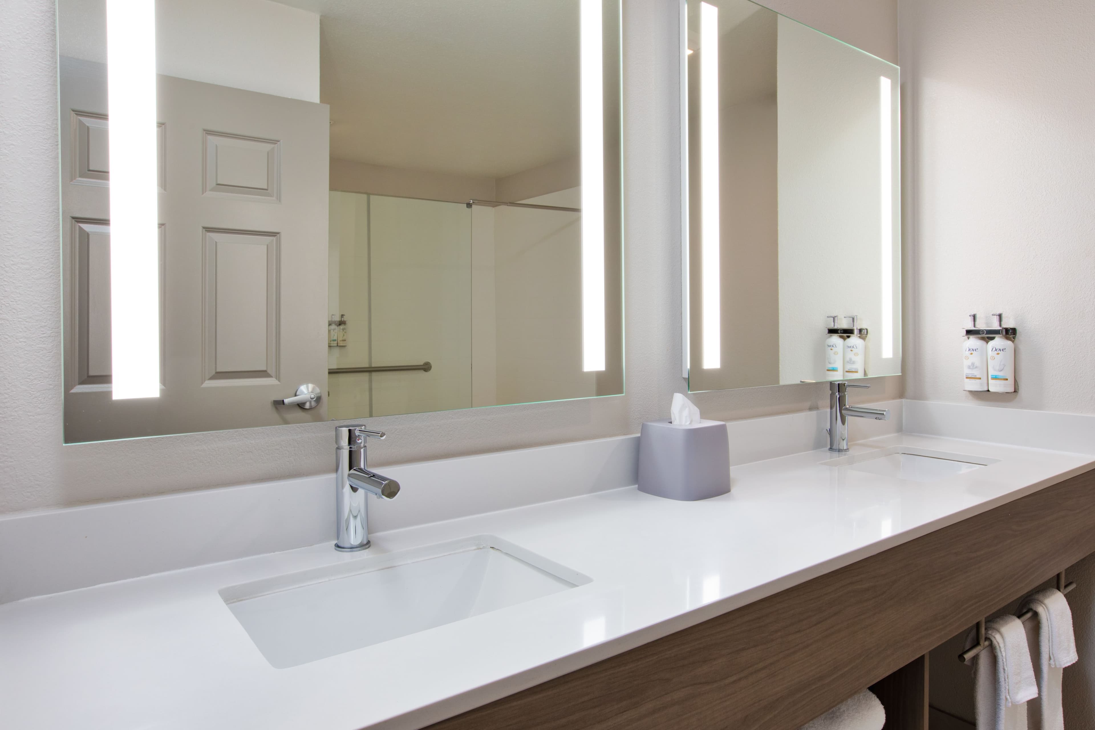 Holiday Inn Express Fremont — 25