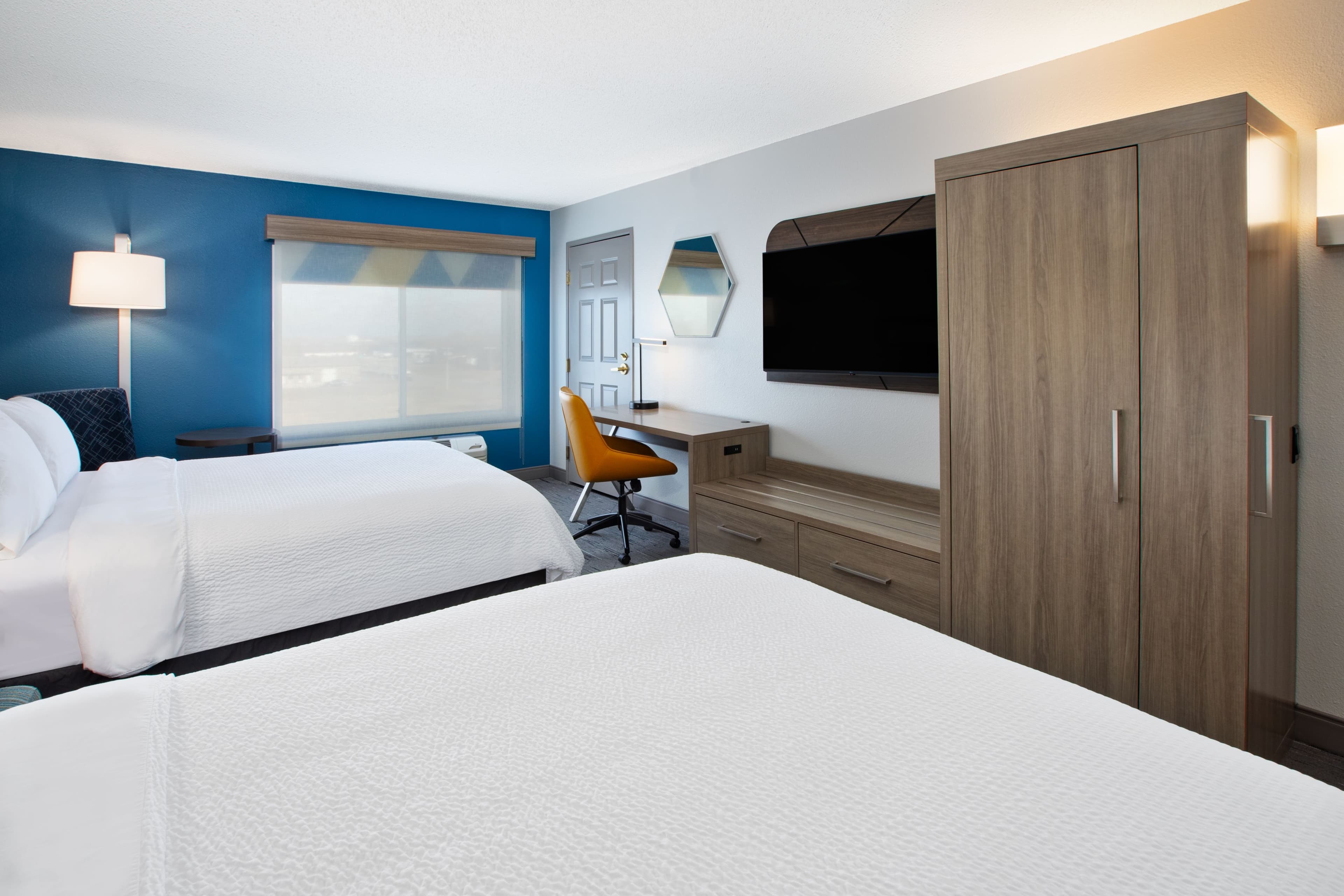 Holiday Inn Express Fremont — 13