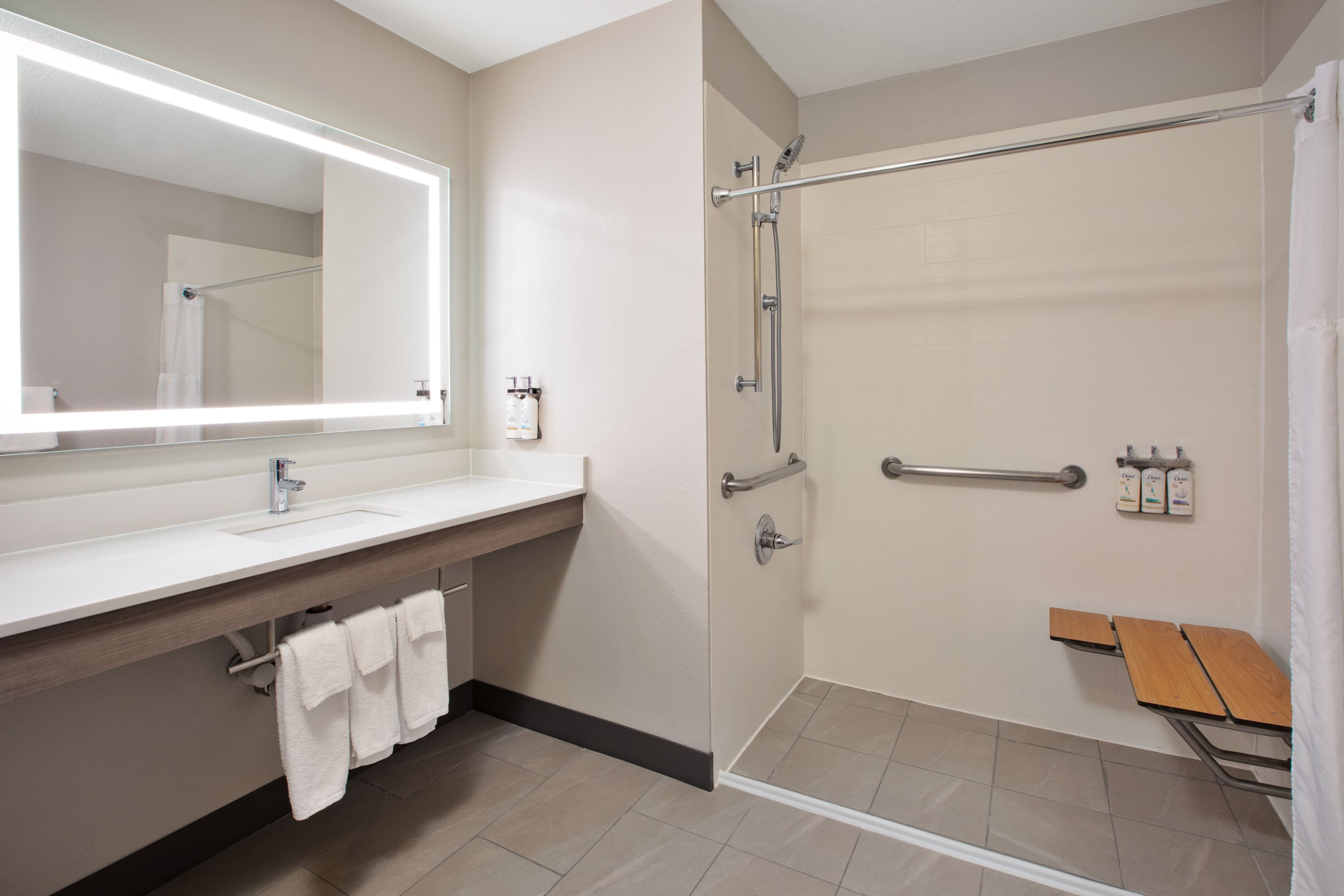 Holiday Inn Express Fremont — 18
