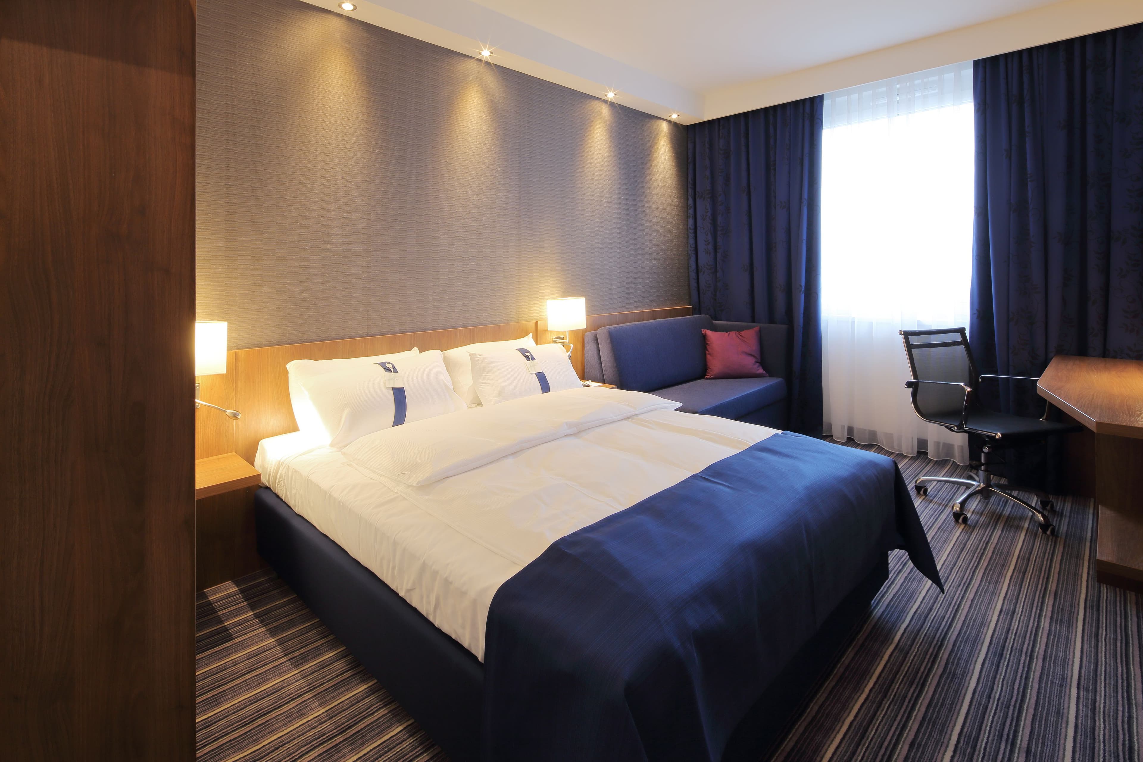 Holiday Inn Express Friedrichshafen — 16