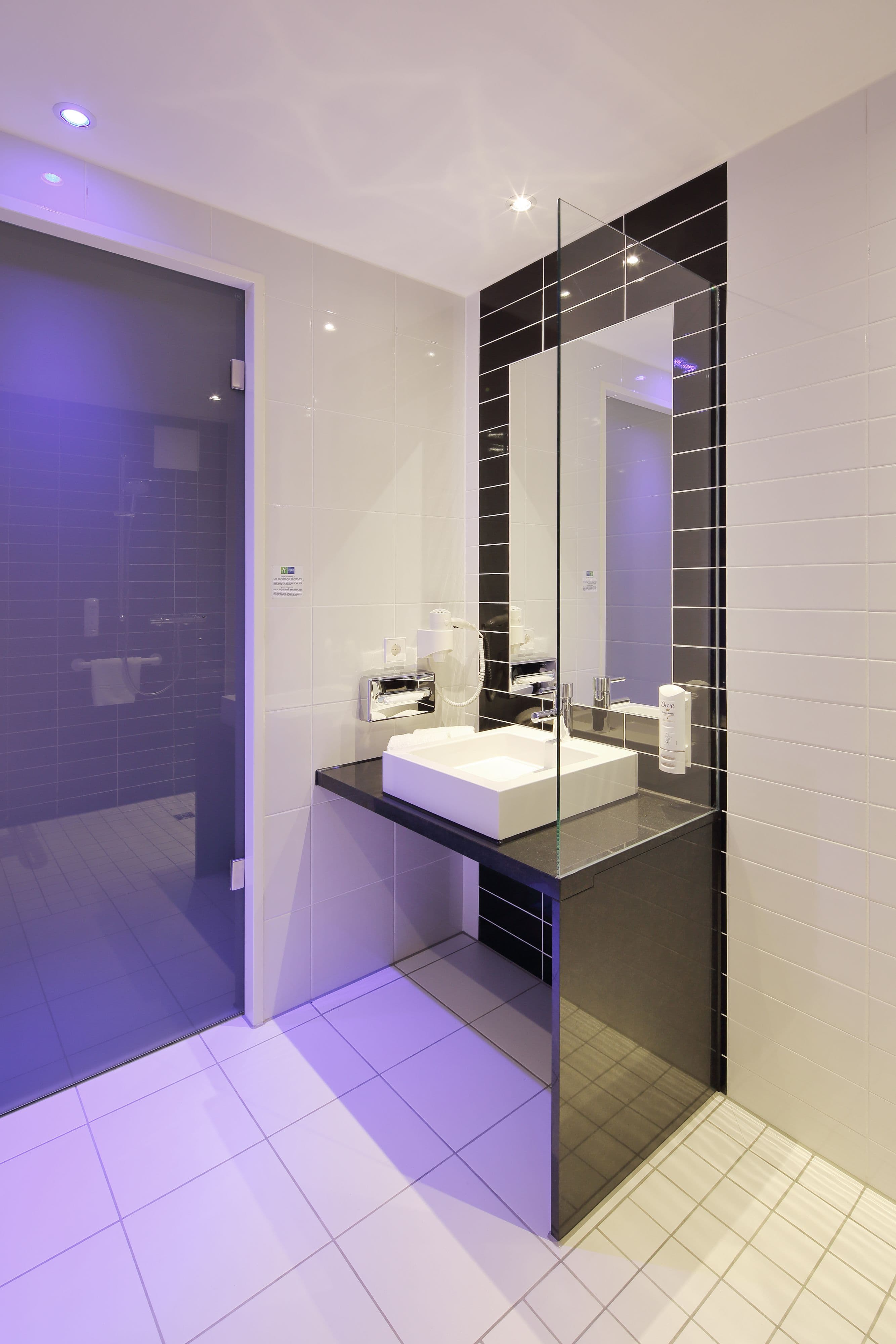 Holiday Inn Express Friedrichshafen — 49