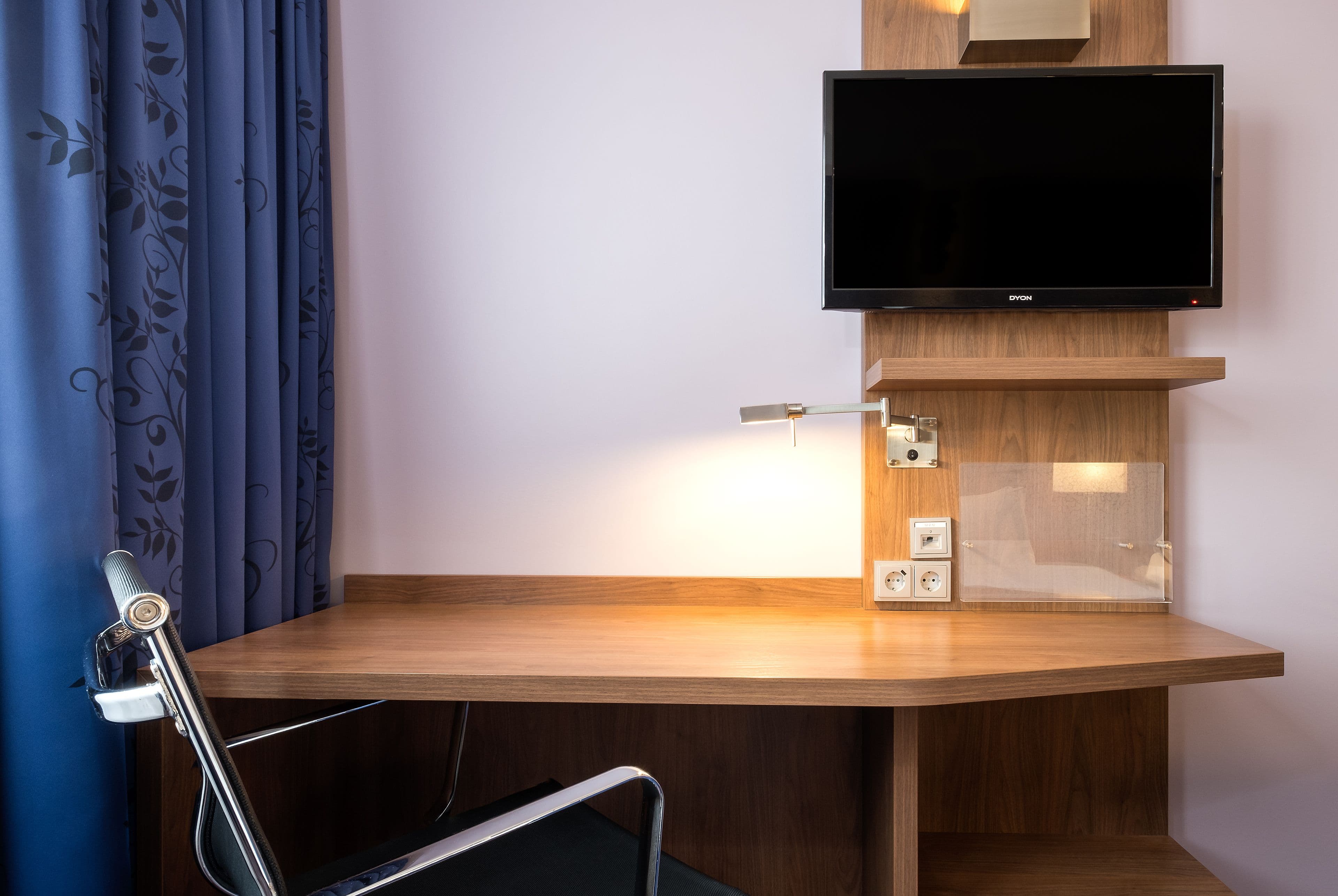 Standard Room - Image 11