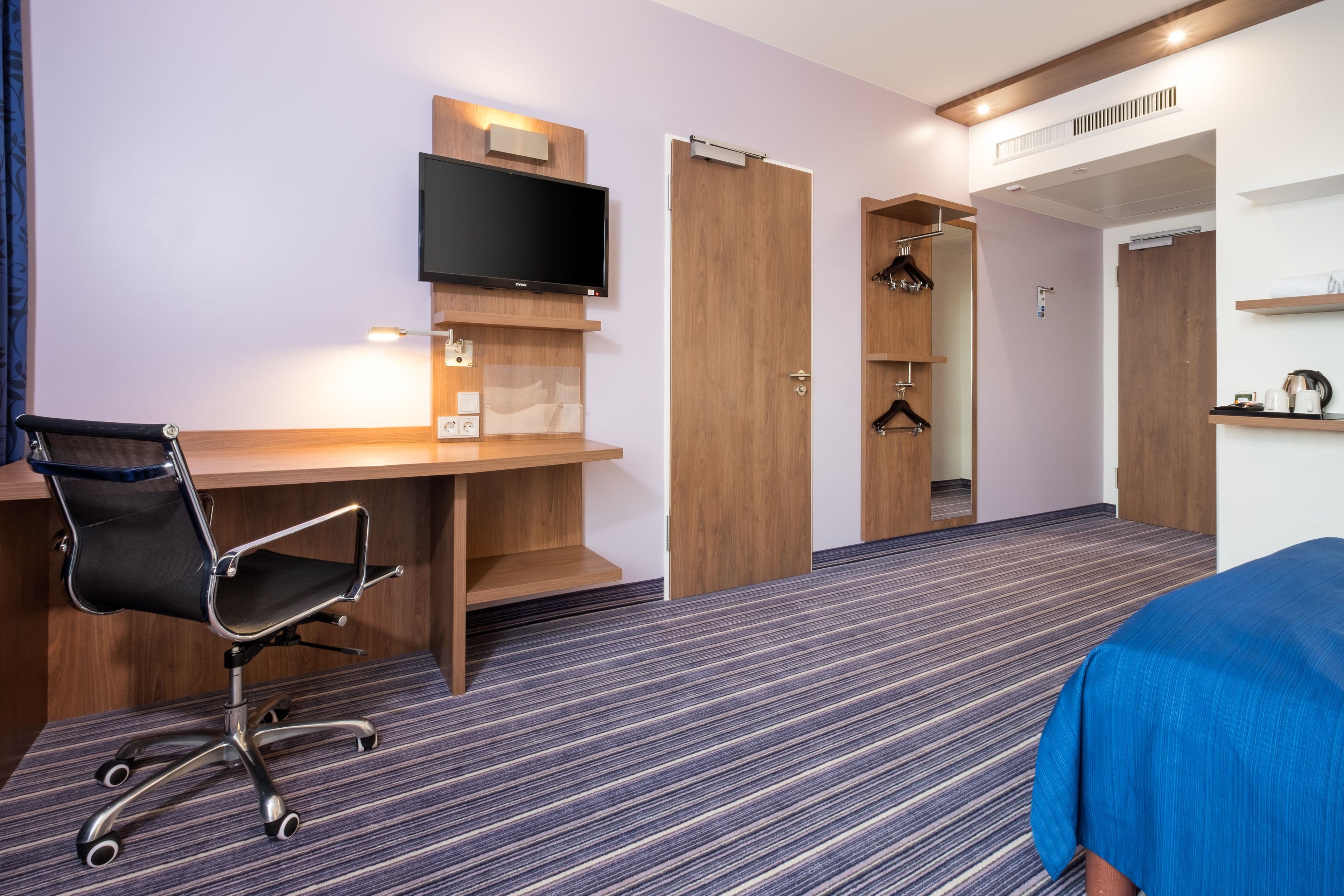 Holiday Inn Express Friedrichshafen — 59