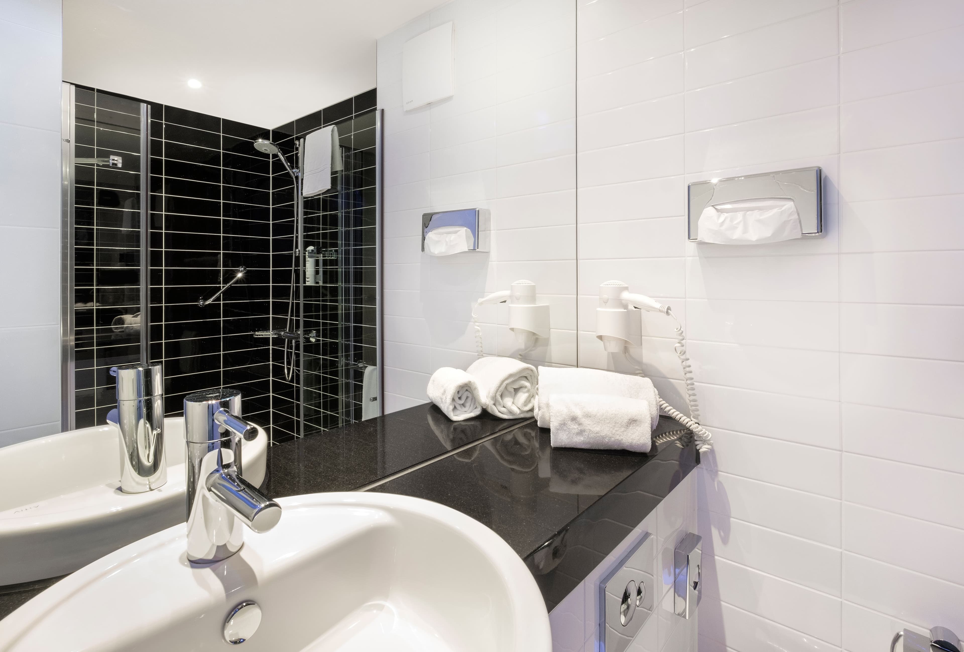 Standard Room - Image 10