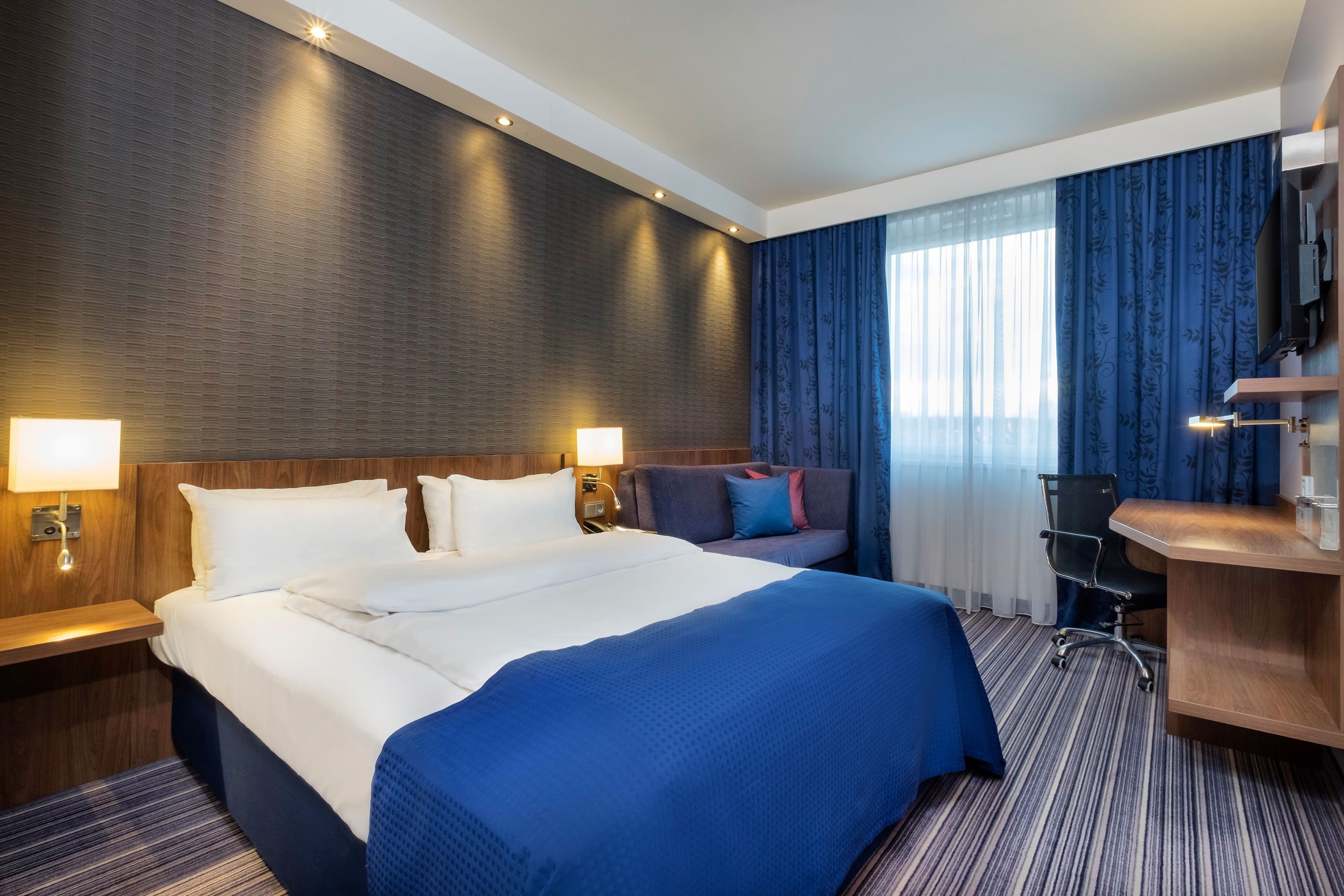 Standard Room - Image 9