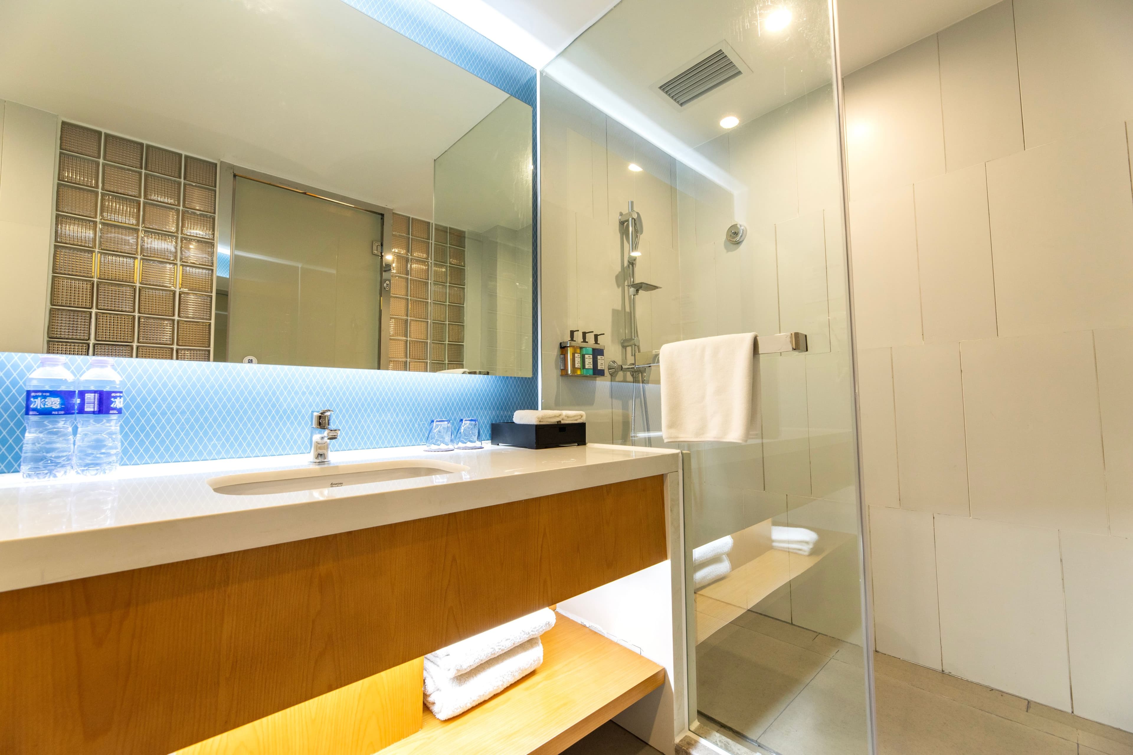 Holiday Inn Express Daocheng Yading — 10
