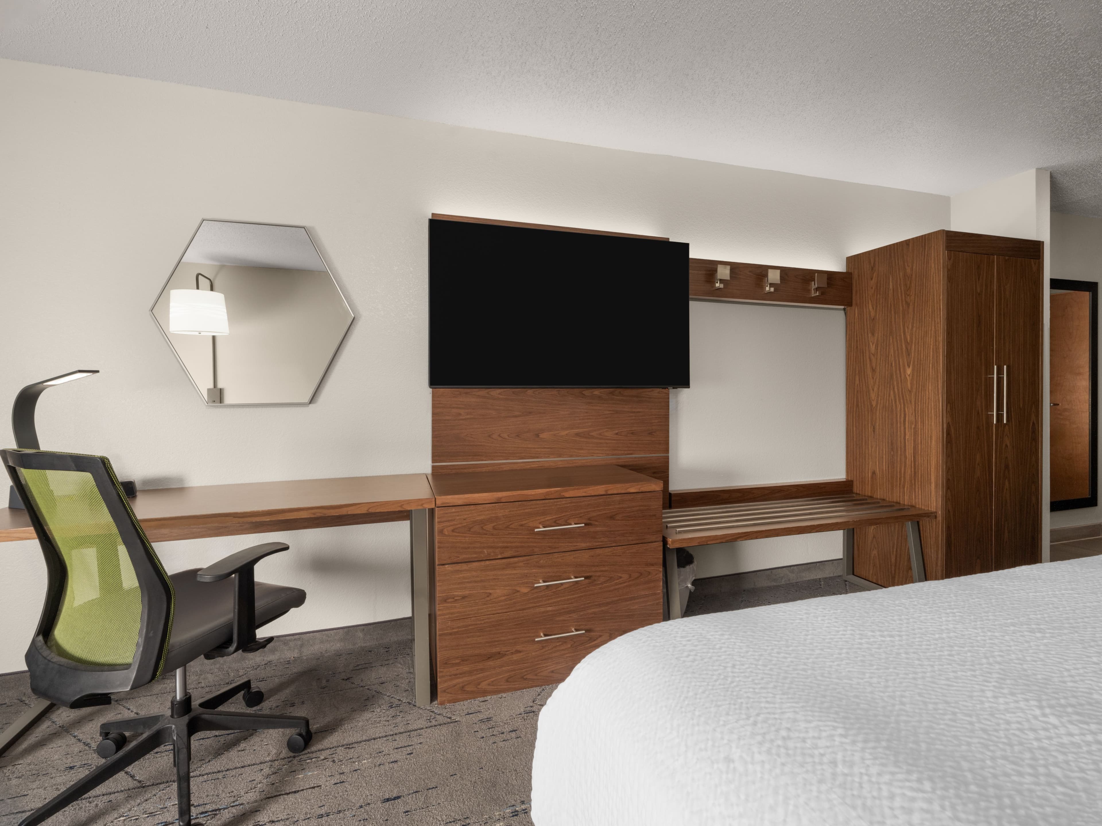 Holiday Inn Express Charlotte West - Gastonia — 12