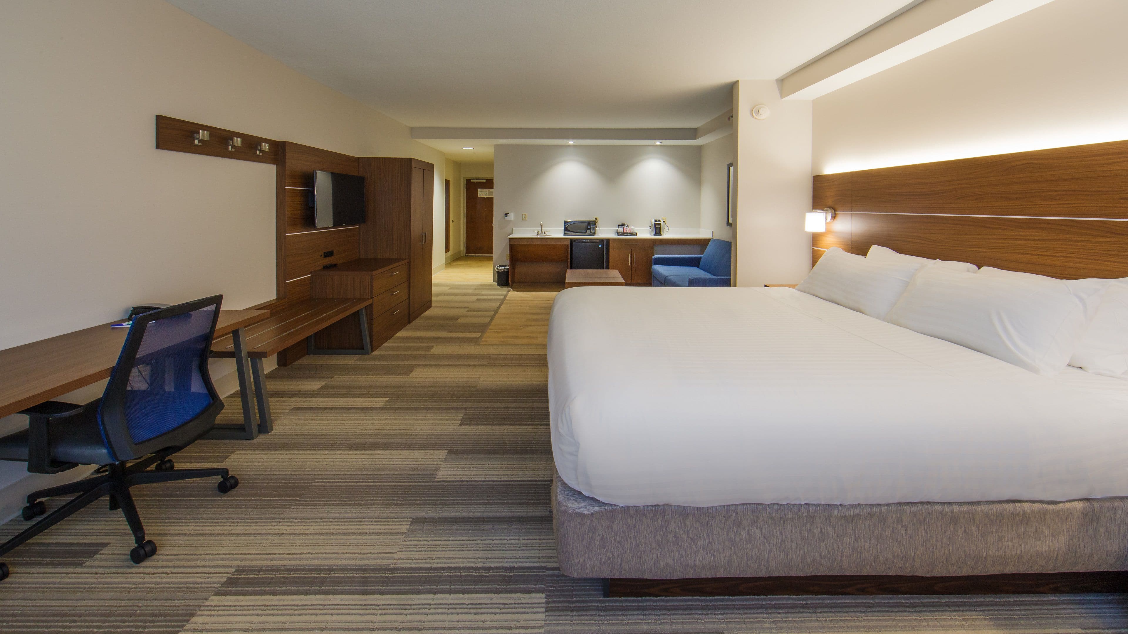 Holiday Inn Express Gatlinburg Downtown — 8