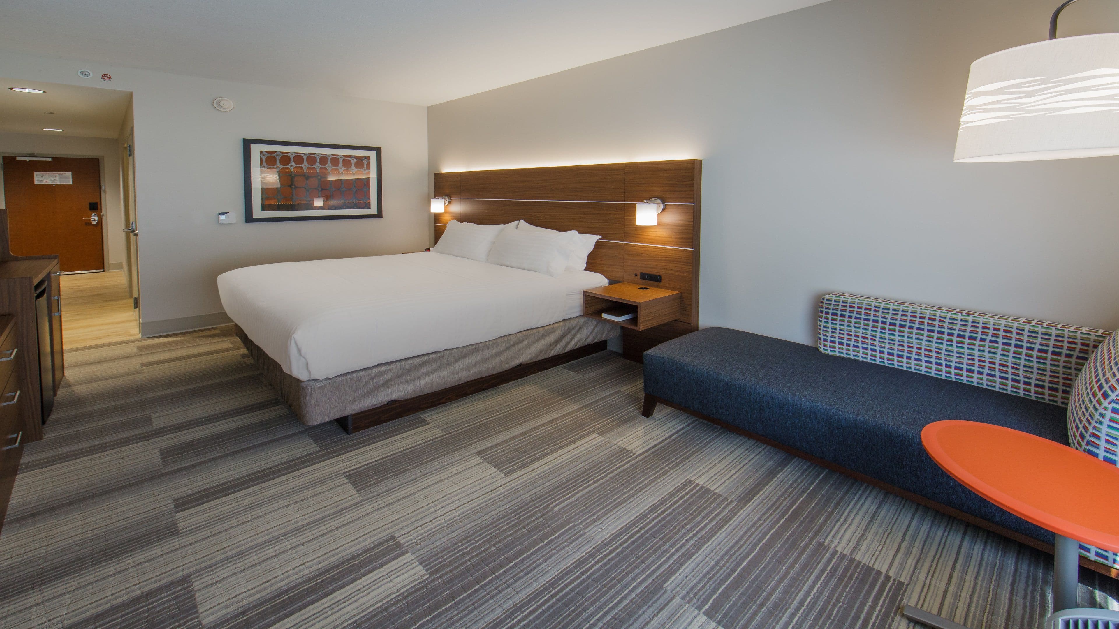 Holiday Inn Express Gatlinburg Downtown - Image 5
