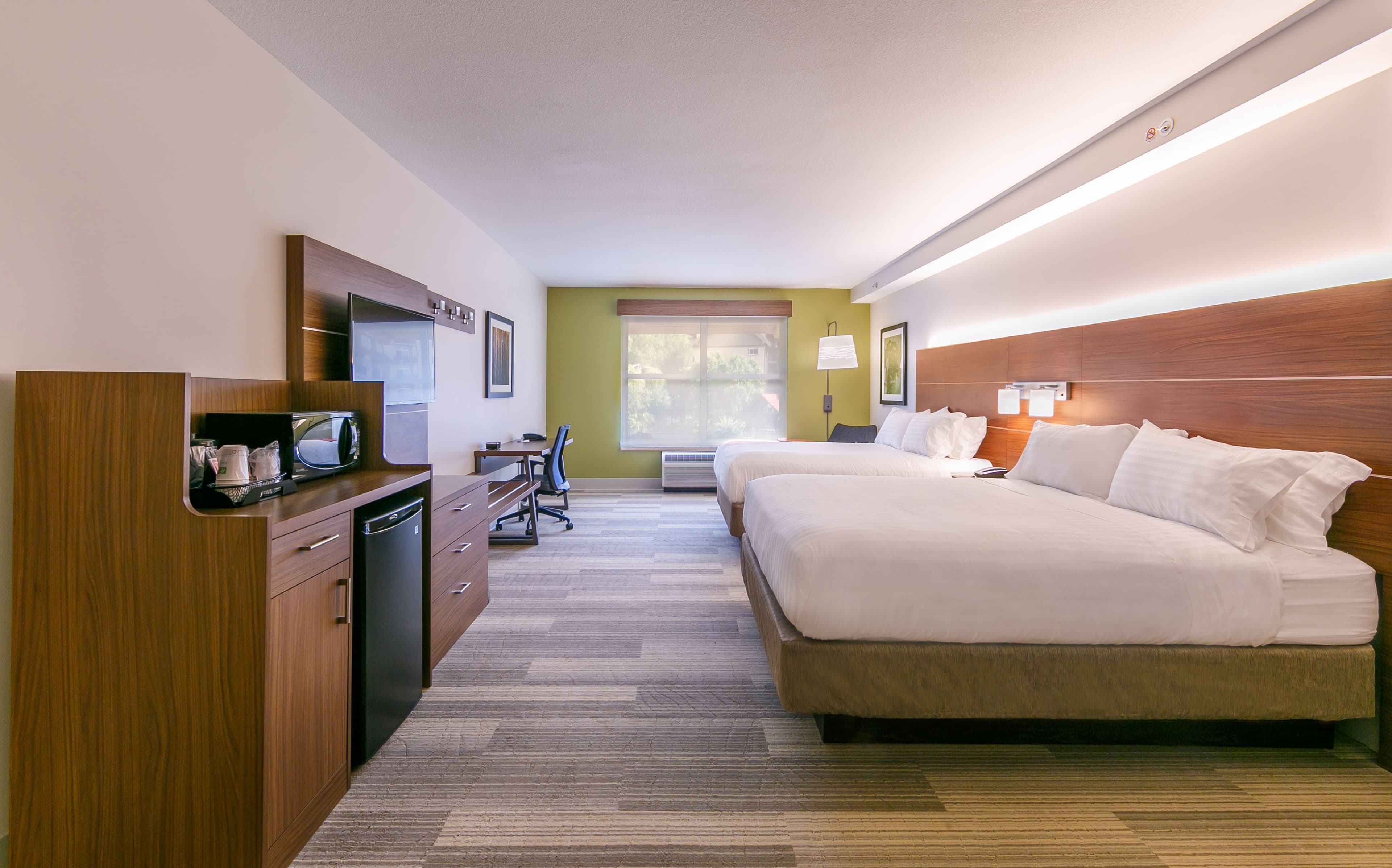 Holiday Inn Express Gatlinburg Downtown — 26