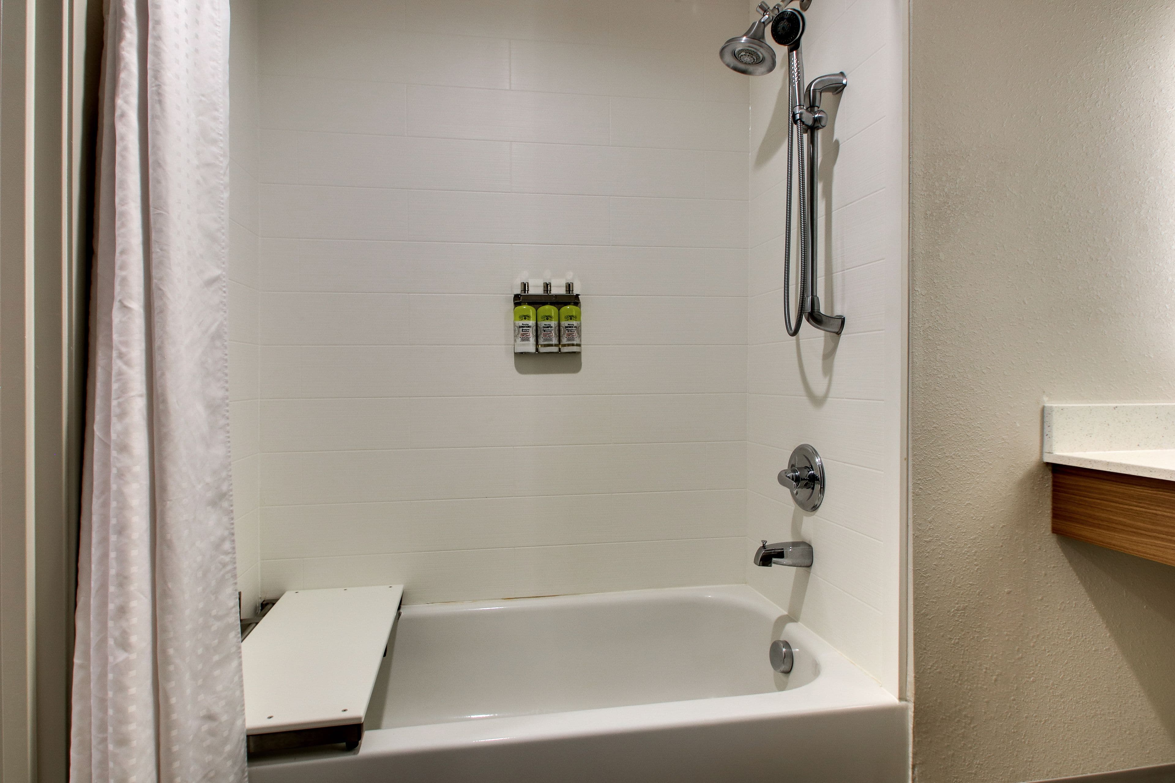 Holiday Inn Express Lexington North-Georgetown — 38