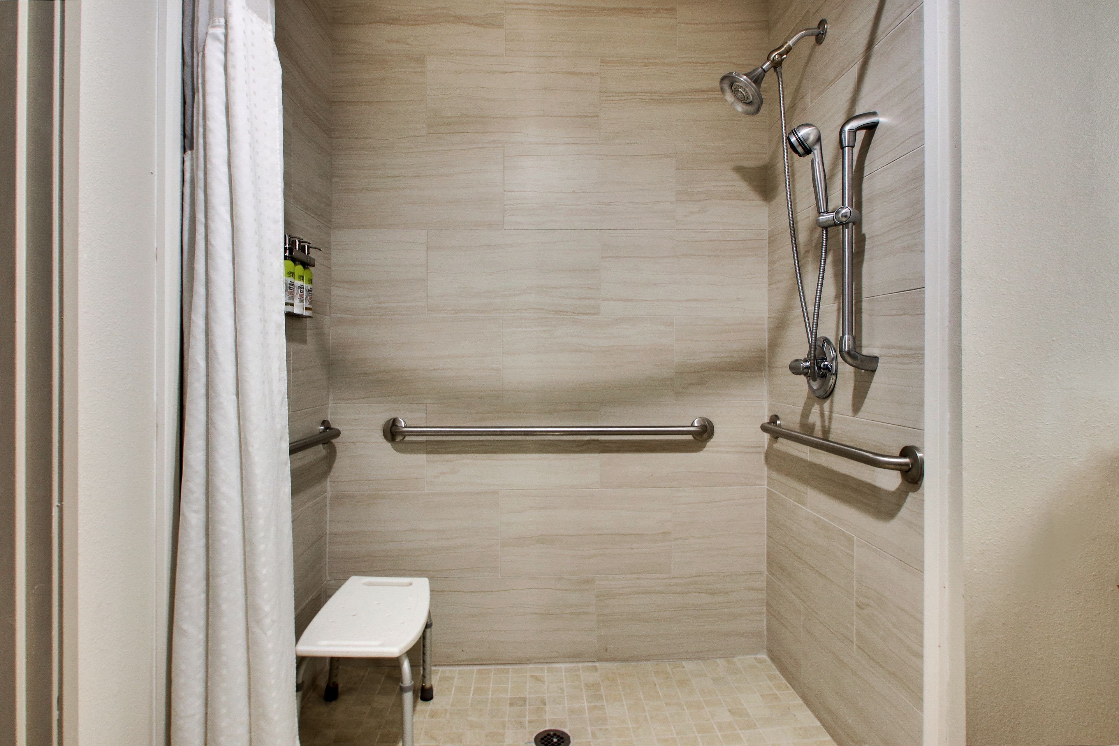 Holiday Inn Express Lexington North-Georgetown — 26