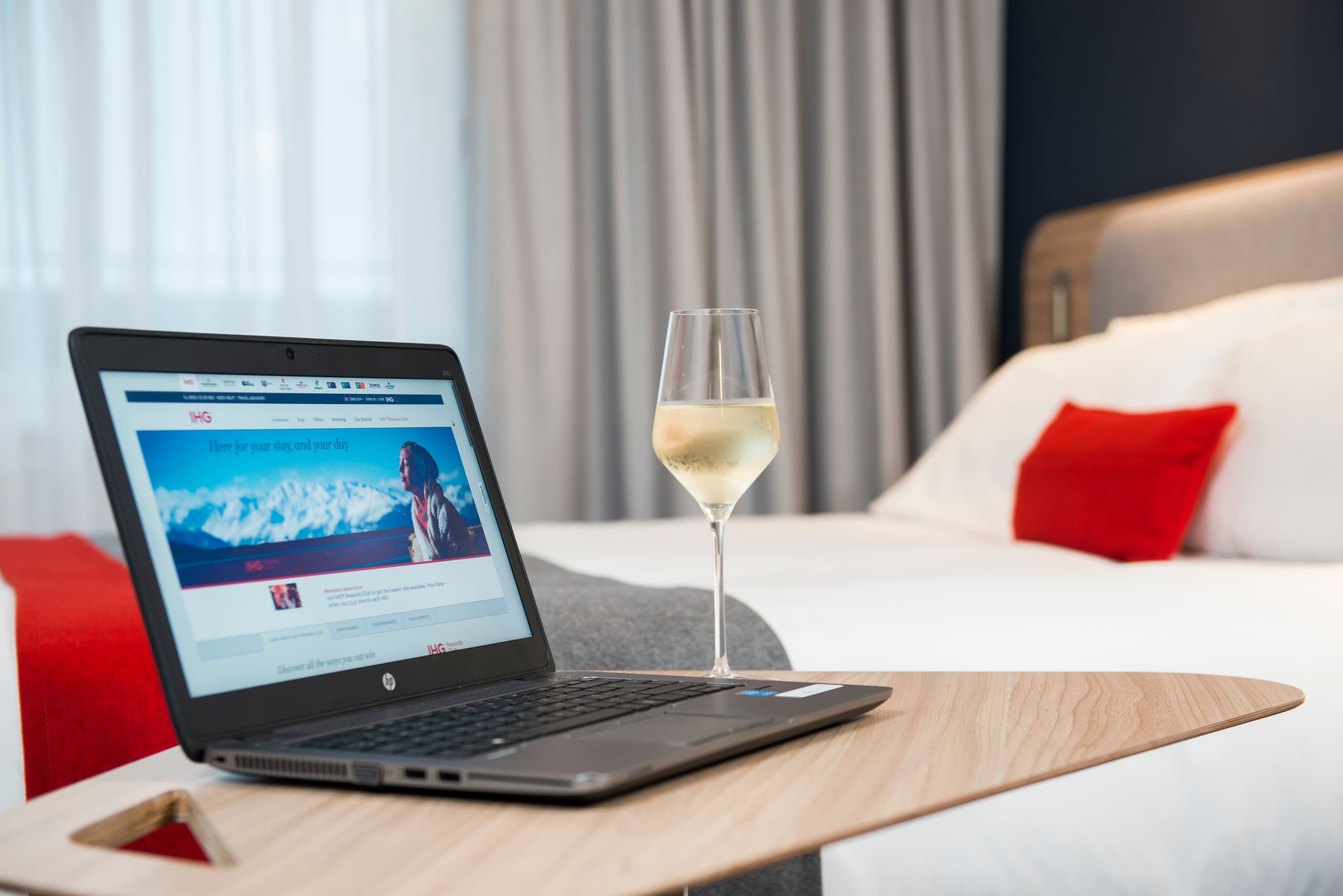 Holiday Inn Express Glasgow Airport — 11
