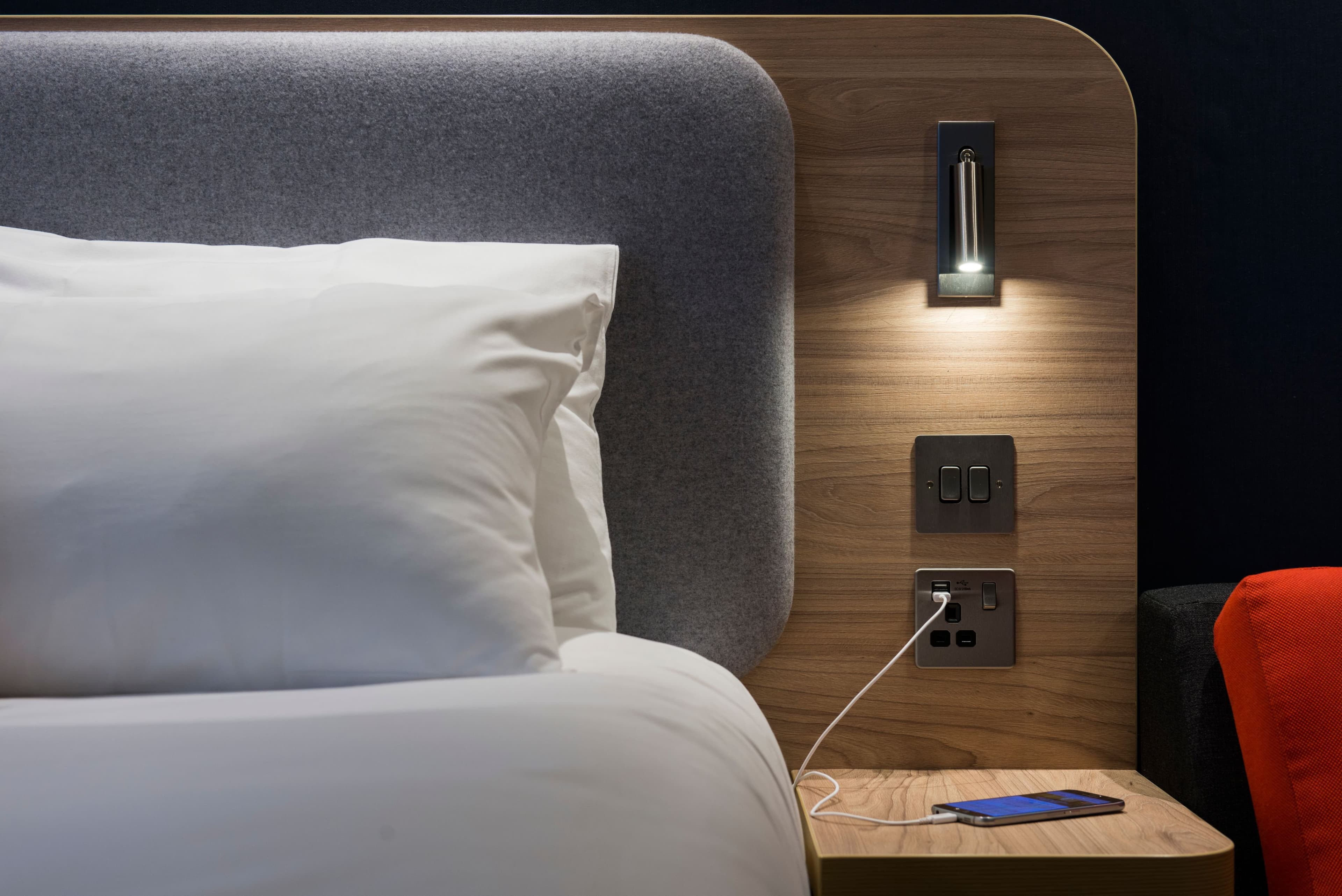 Holiday Inn Express Glasgow Airport - Image 5