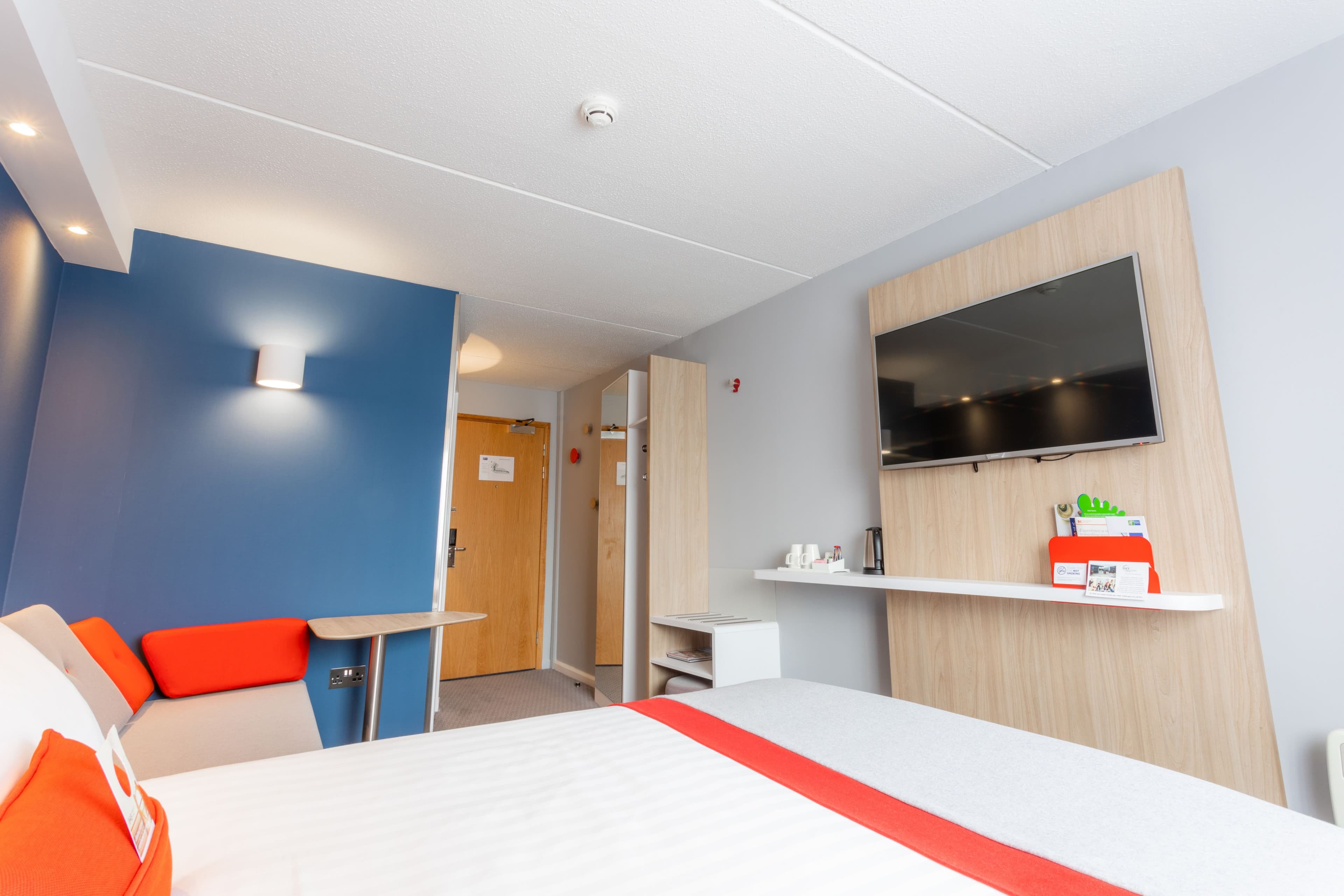 Holiday Inn Express Glasgow - City Ctr Theatreland — 9