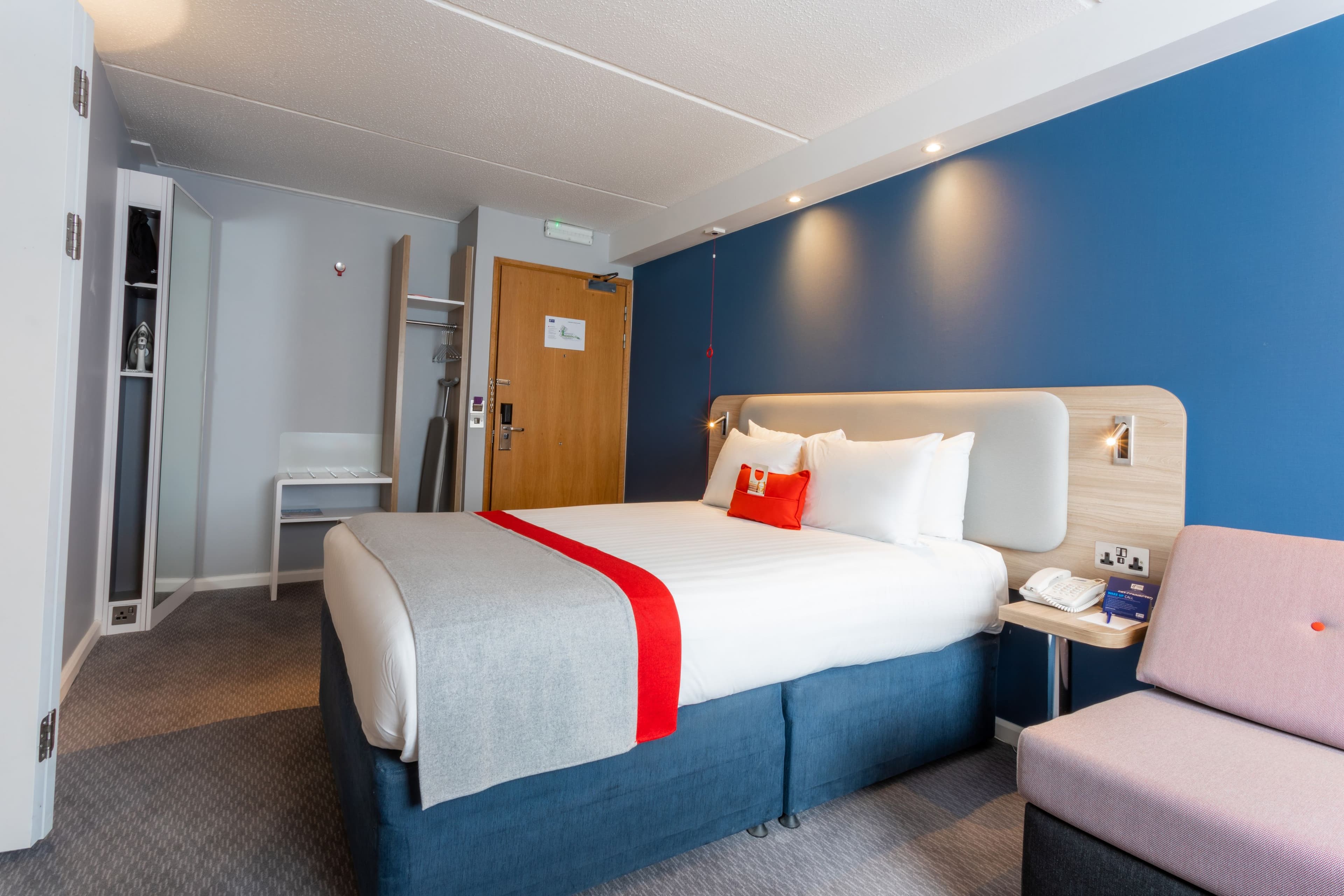 Holiday Inn Express Glasgow - City Ctr Theatreland — 35